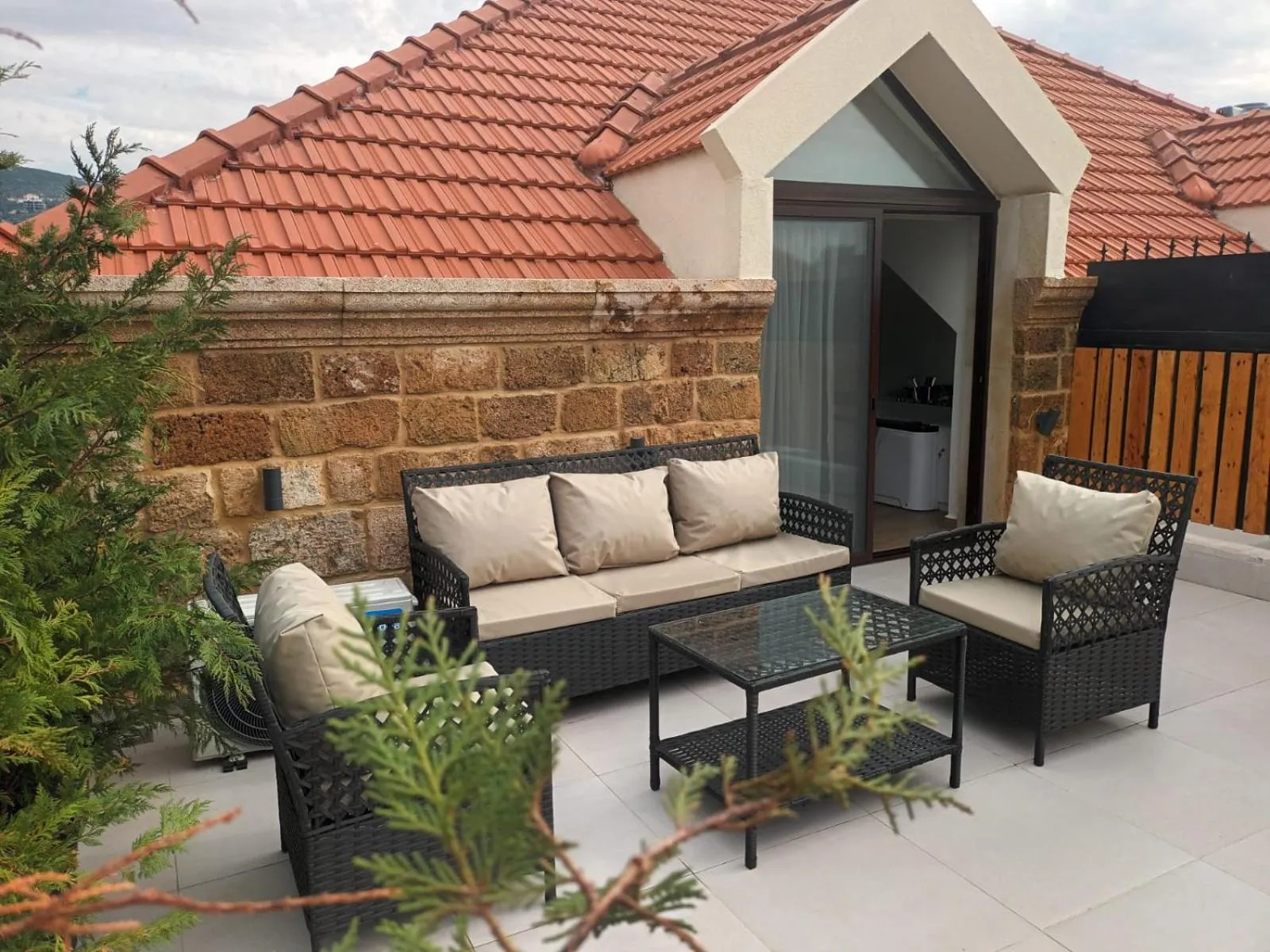 Batroun boutique suites