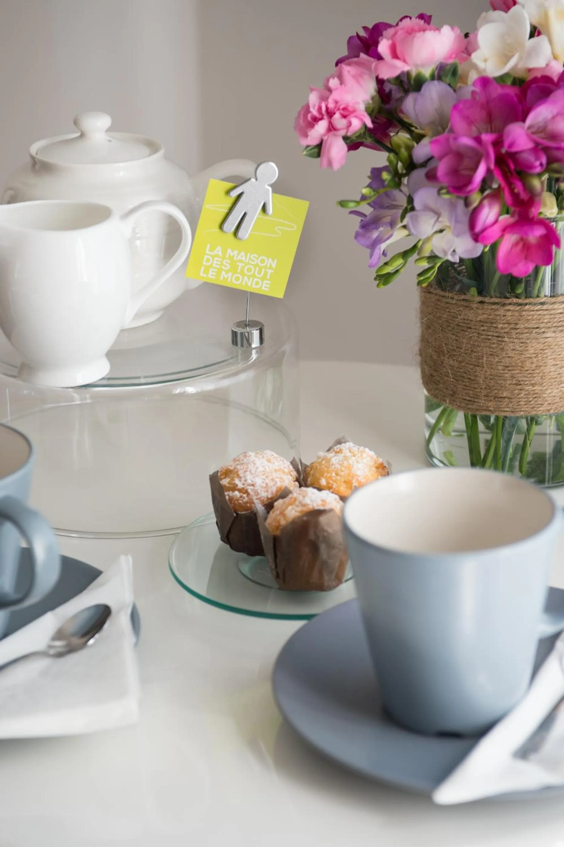 Coffee/tea facilities in La Maison des Tout le Monde