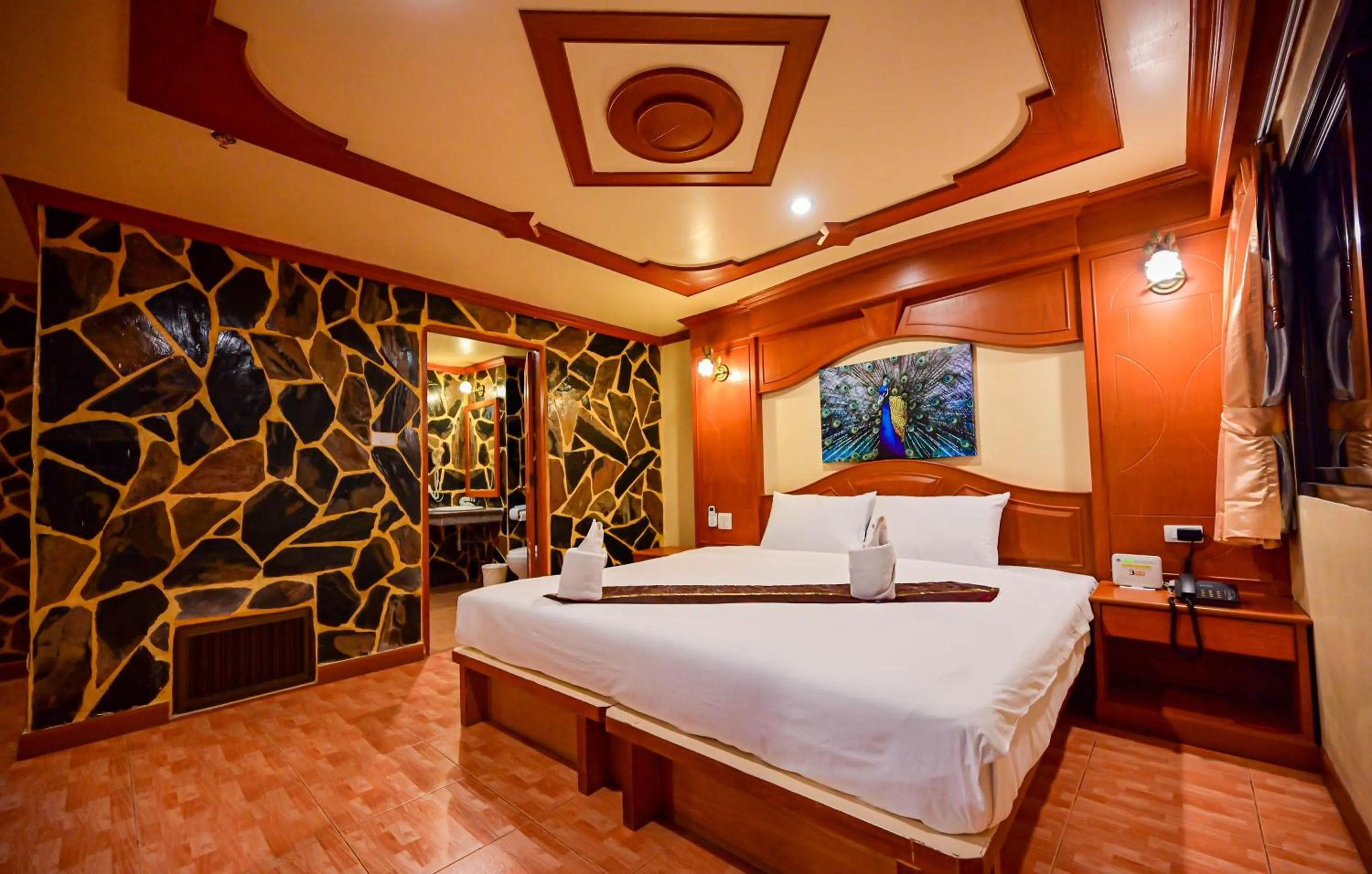 Bedroom, Bed in Tiger Complex Hotel