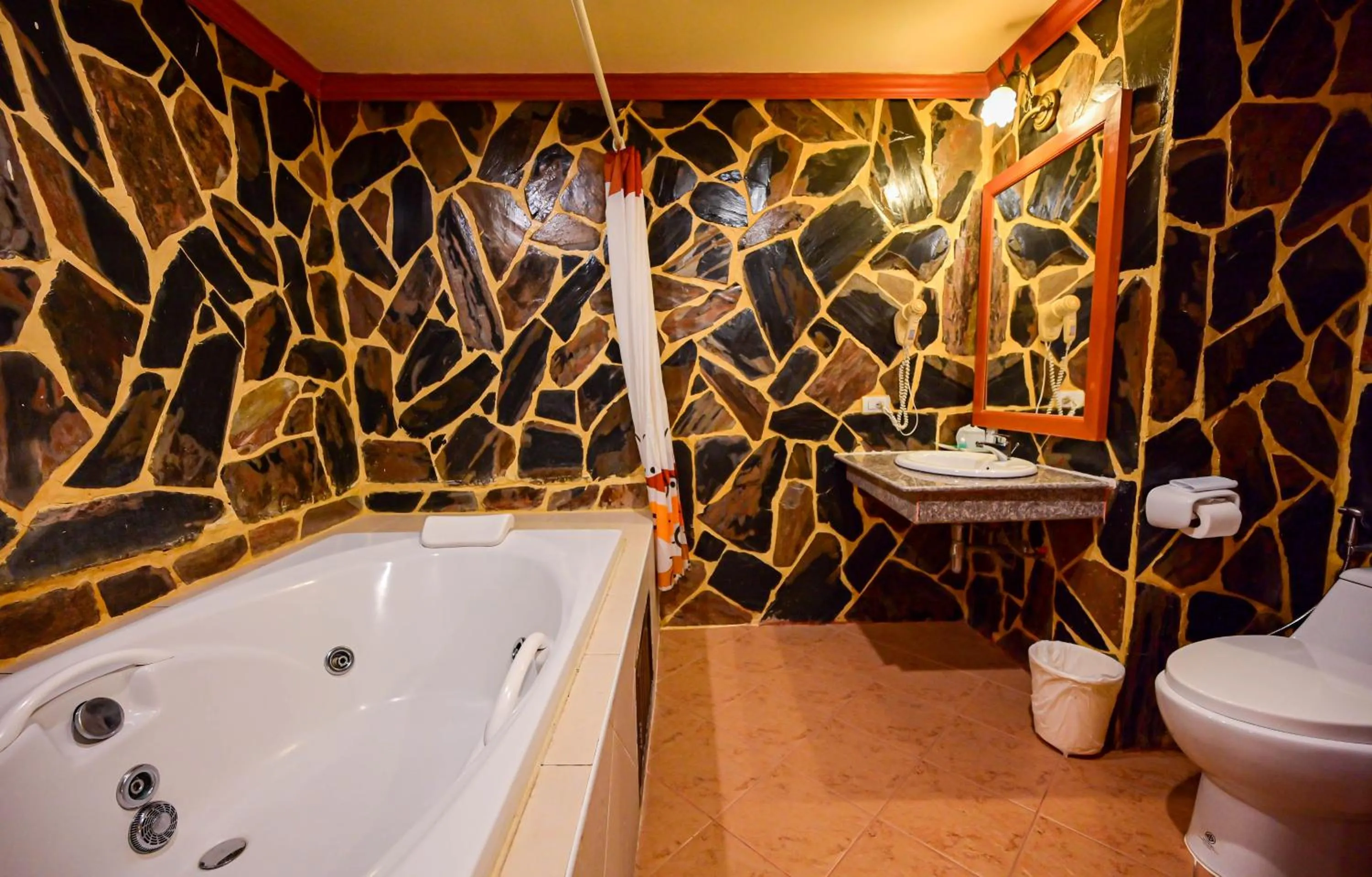 Bathroom in Tiger Complex Hotel