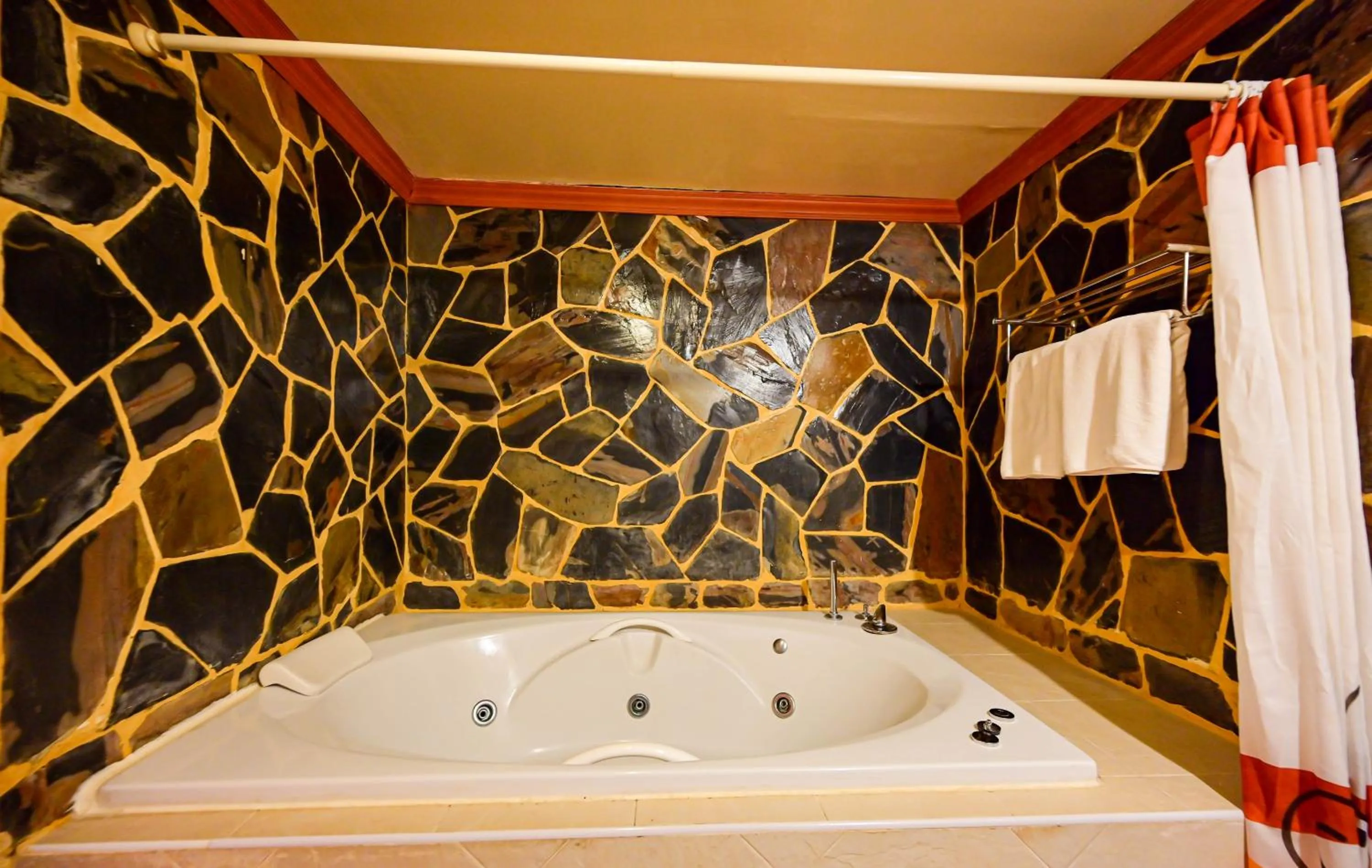 Bathroom in Tiger Complex Hotel