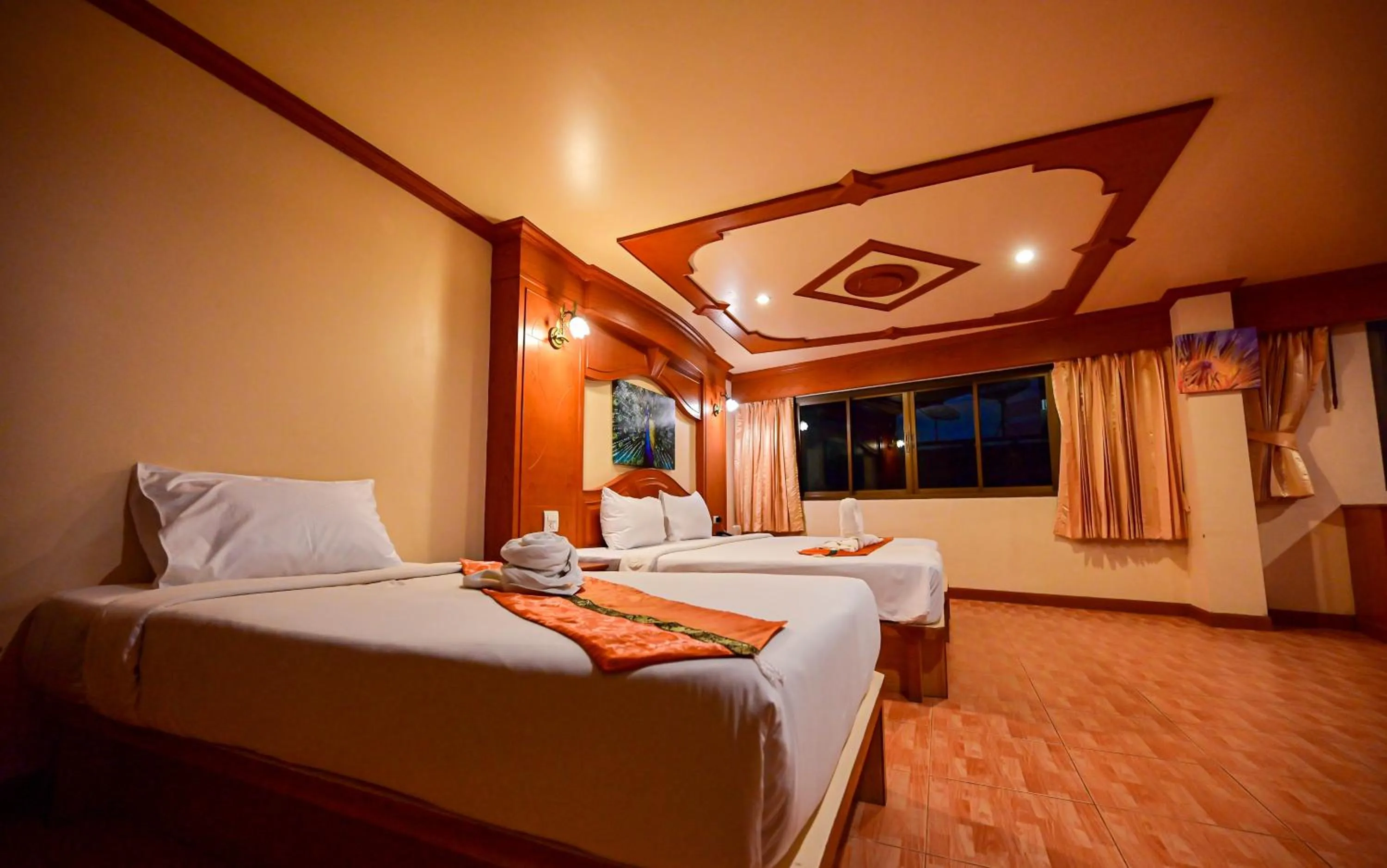 Bedroom, Bed in Tiger Complex Hotel