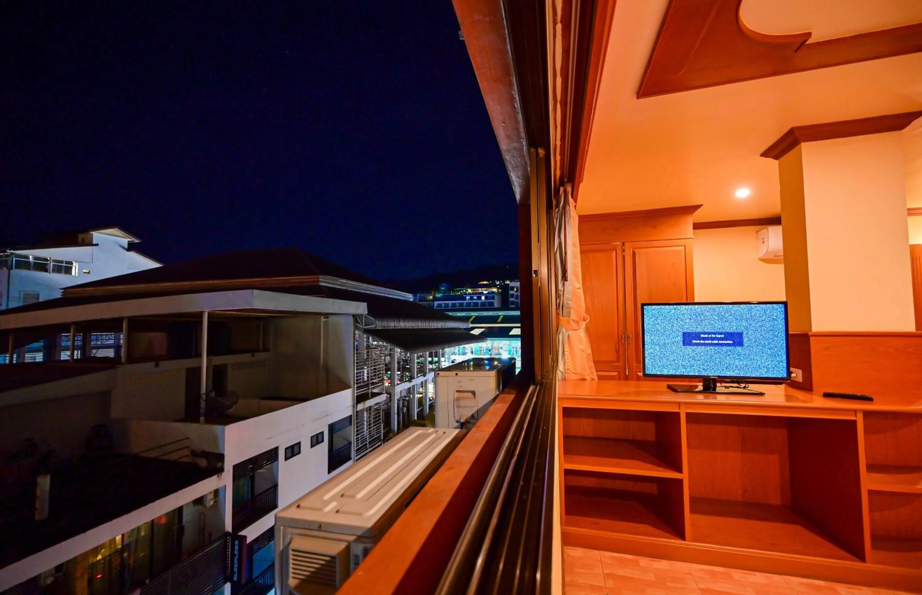 TV and multimedia in Tiger Complex Hotel