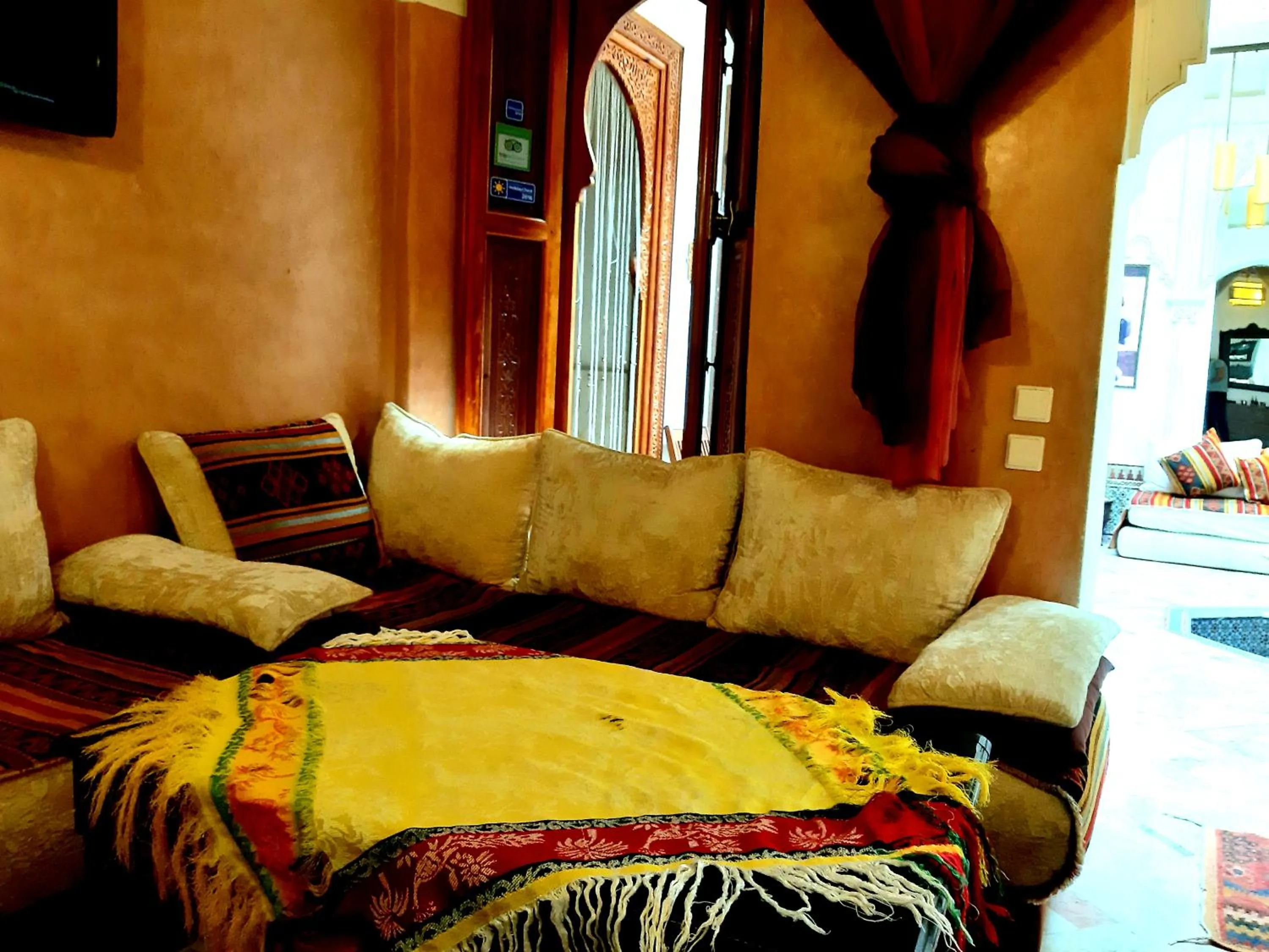 Living room, Bed in Riad Radia