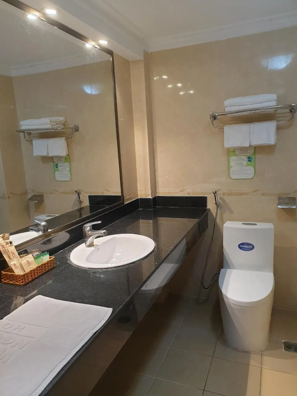 Toilet in Ngọc Lan Hotel