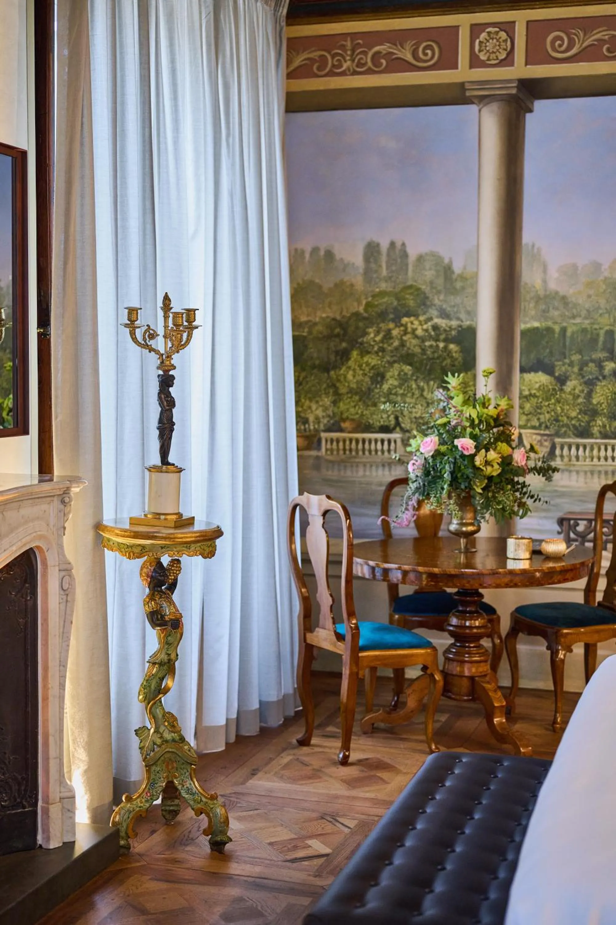 Seating area in Duomo Luxury Florence