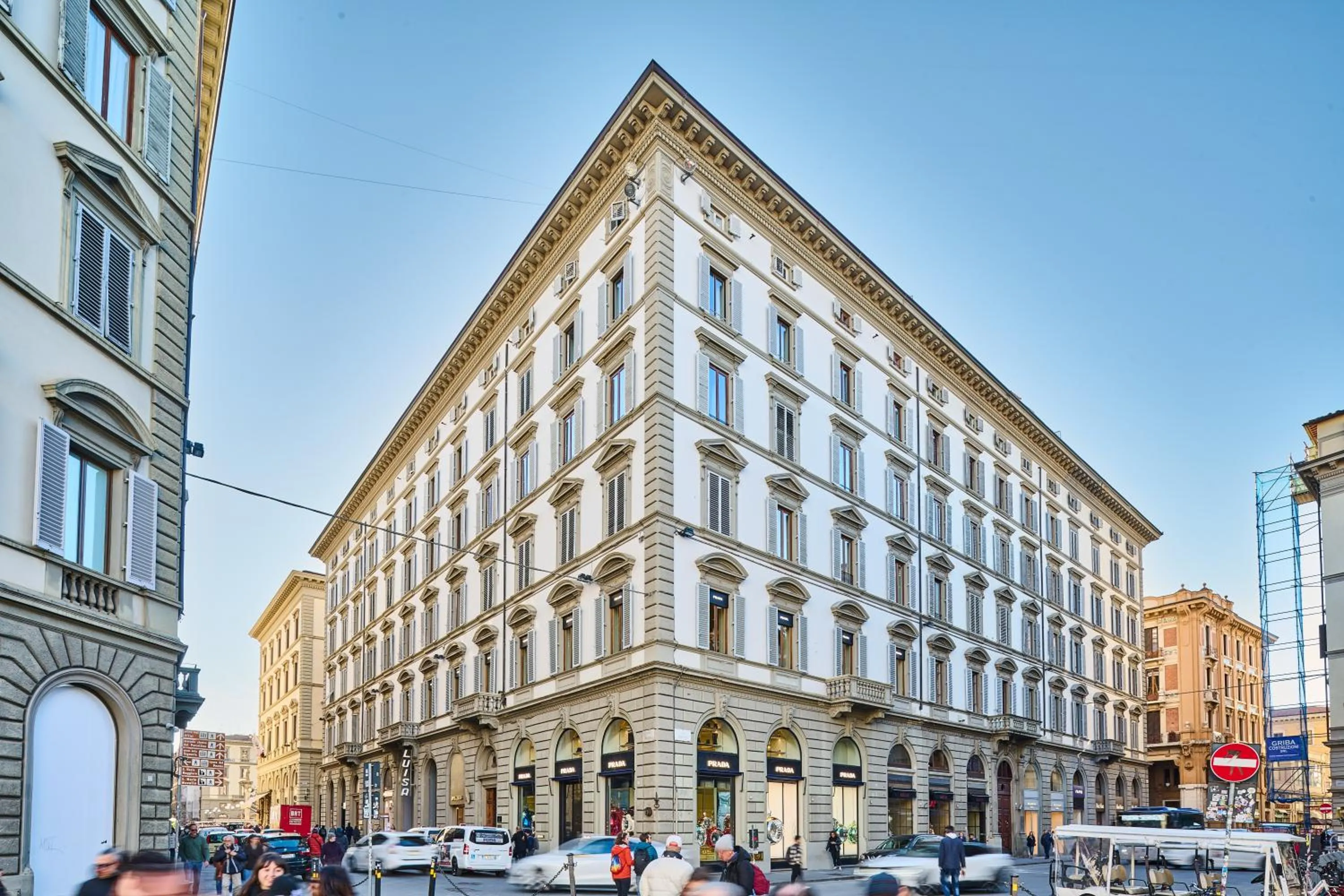 Property building in Duomo Luxury Florence