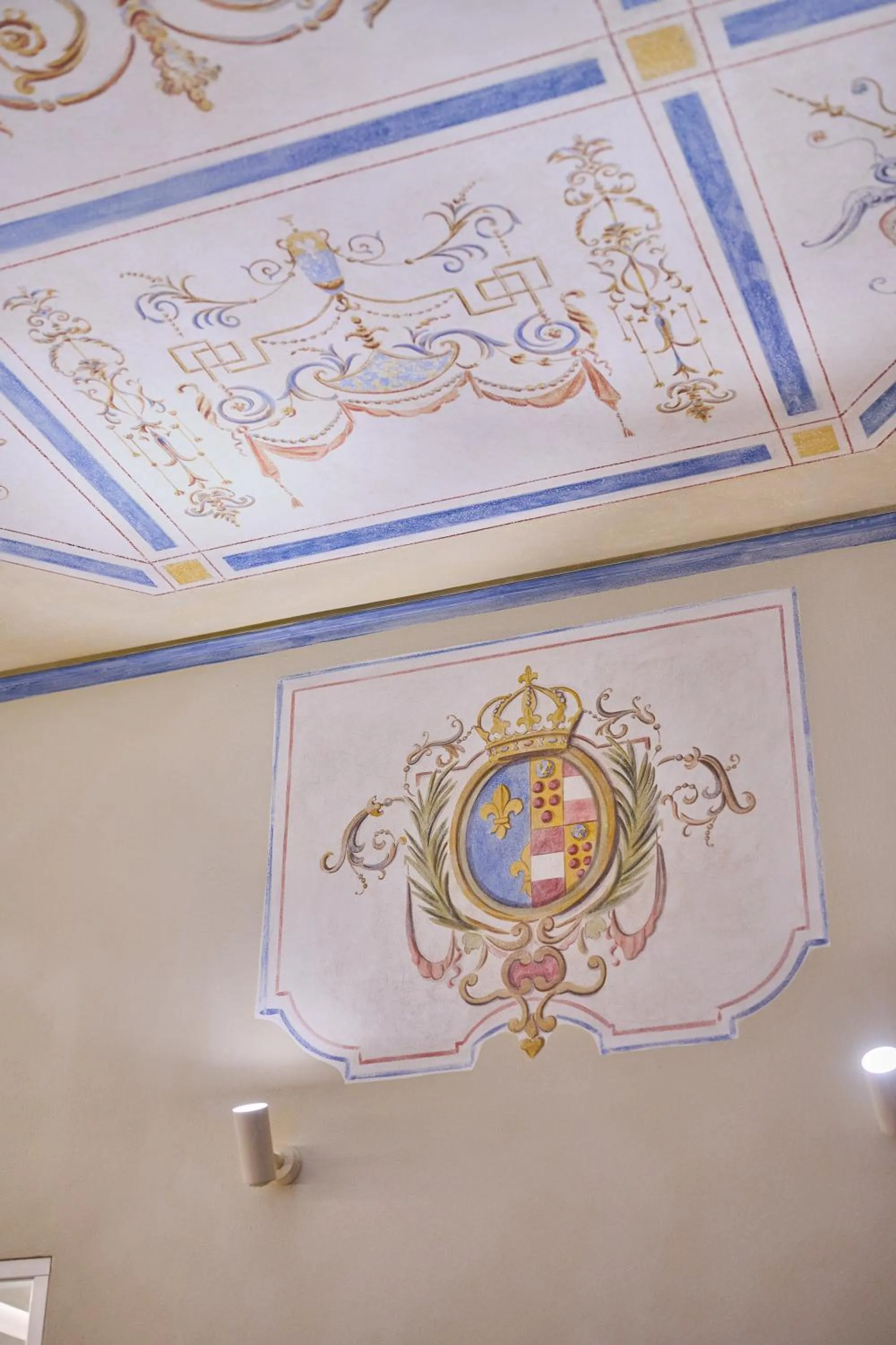 Decorative detail in Duomo Luxury Florence