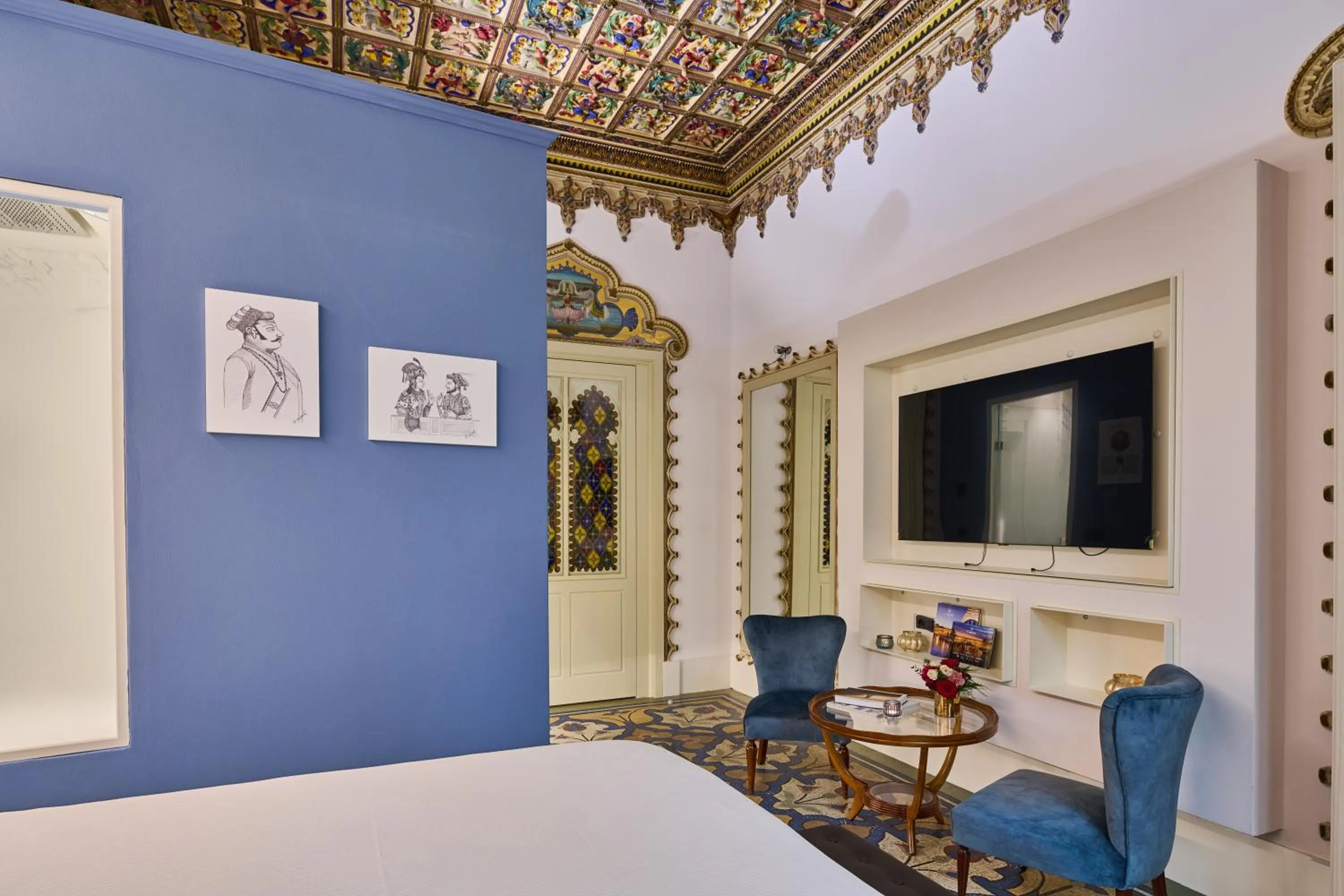 Bed in Duomo Luxury Florence