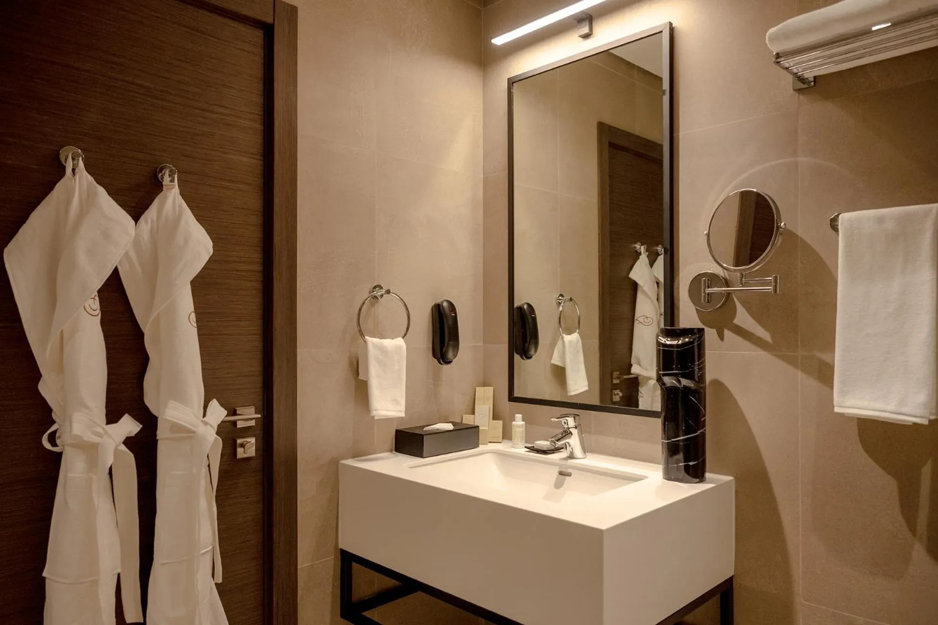 Bathroom in Fraser Suites Al Liwan