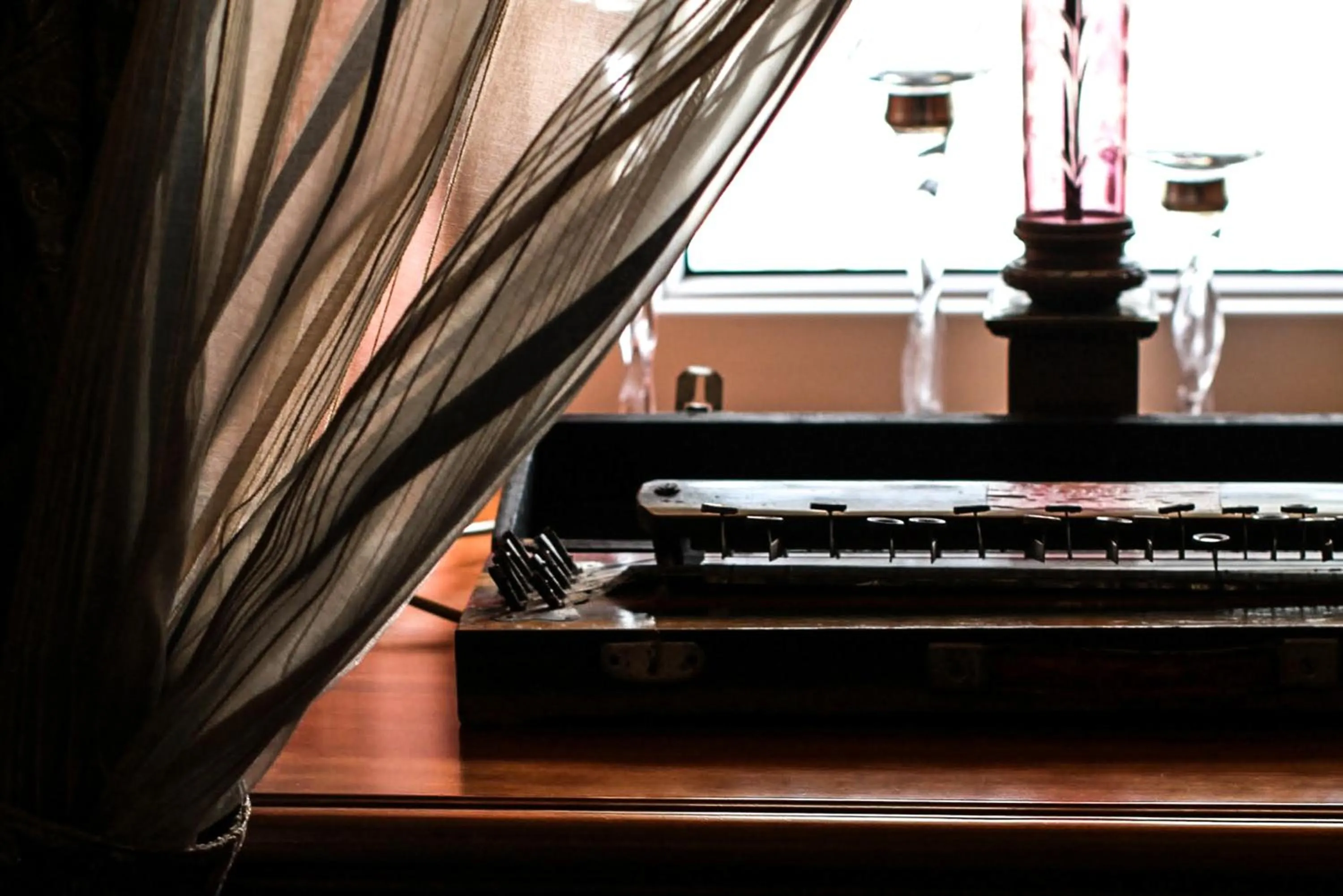 Restaurant/places to eat in Komoda Club Residence