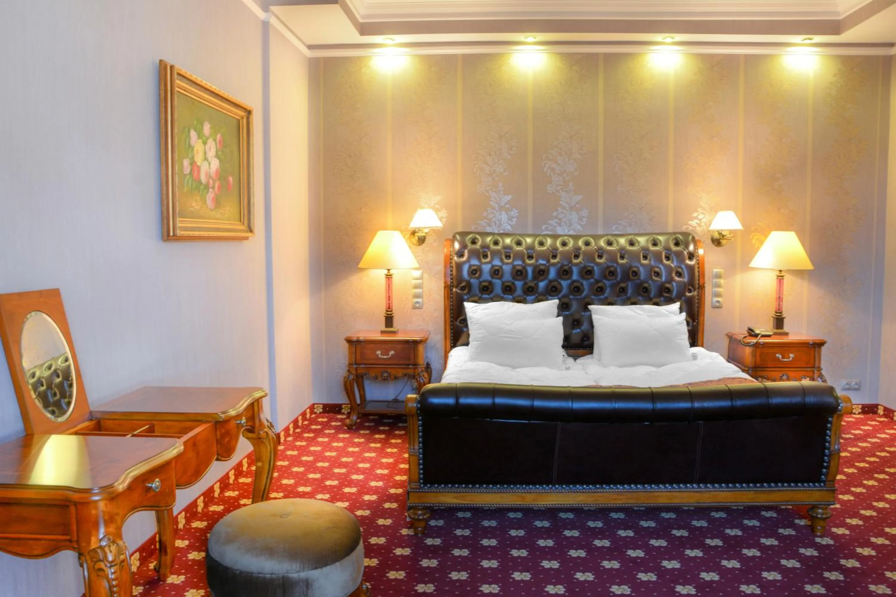 Photo of the whole room, Bed in Komoda Club Residence