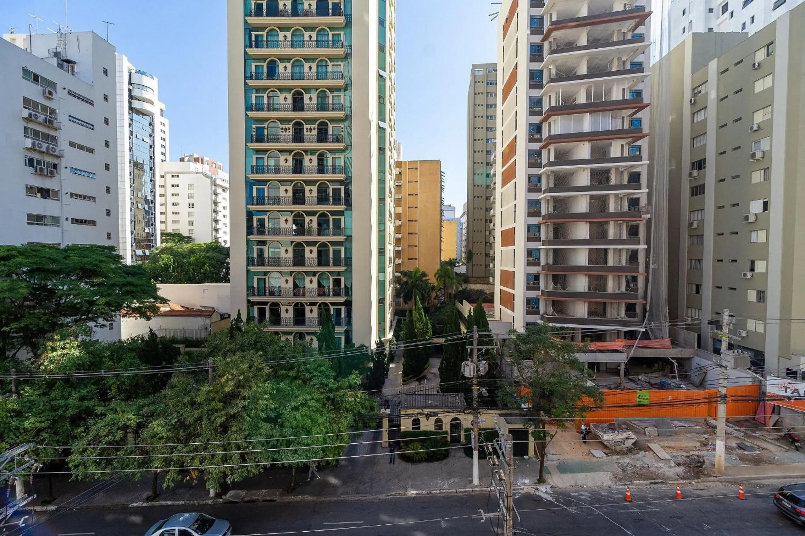View (from property/room) in LFlats ALAMEDA CAMPINAS Jardim Paulista