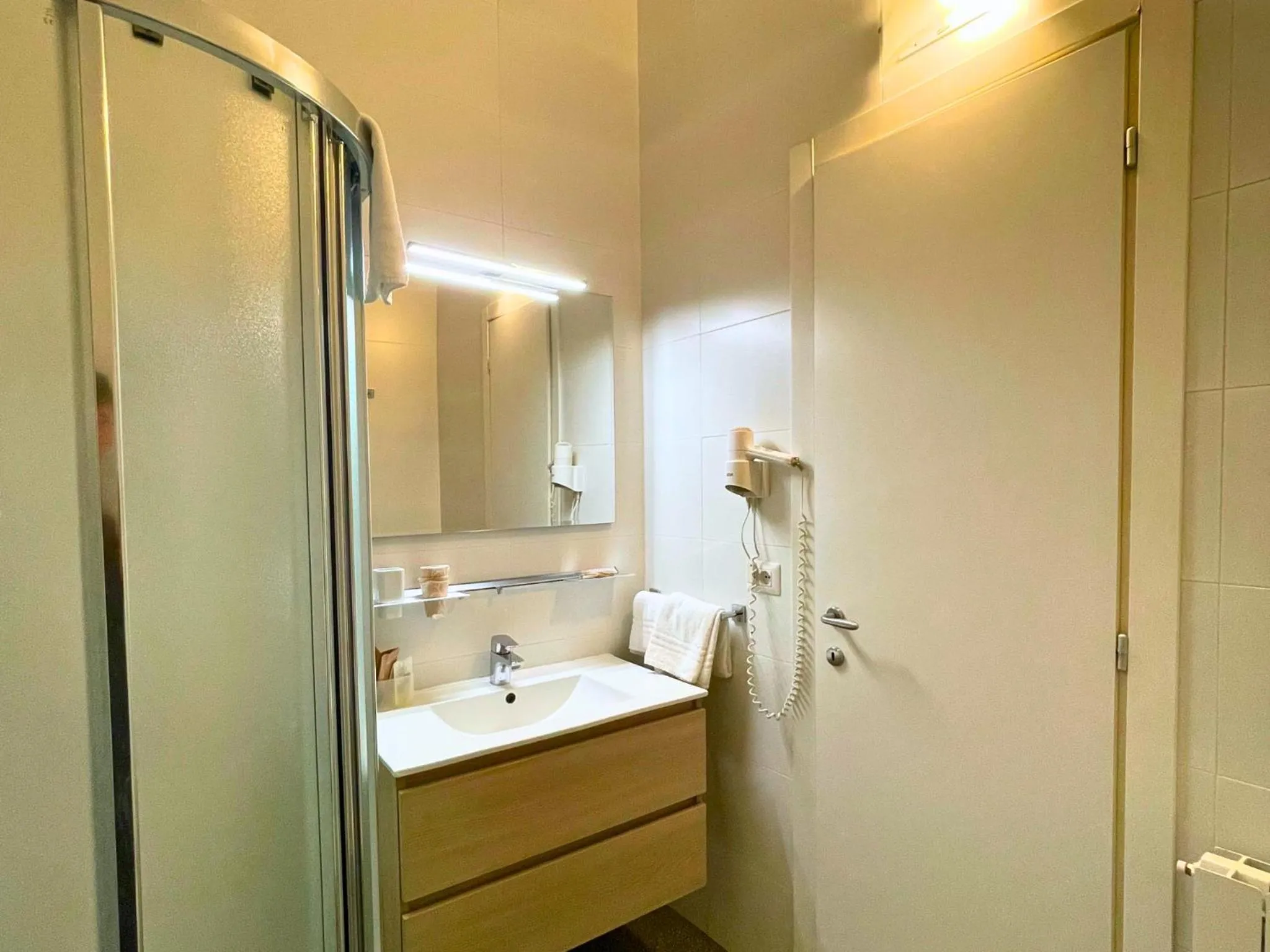 Shower in Navigli Suites