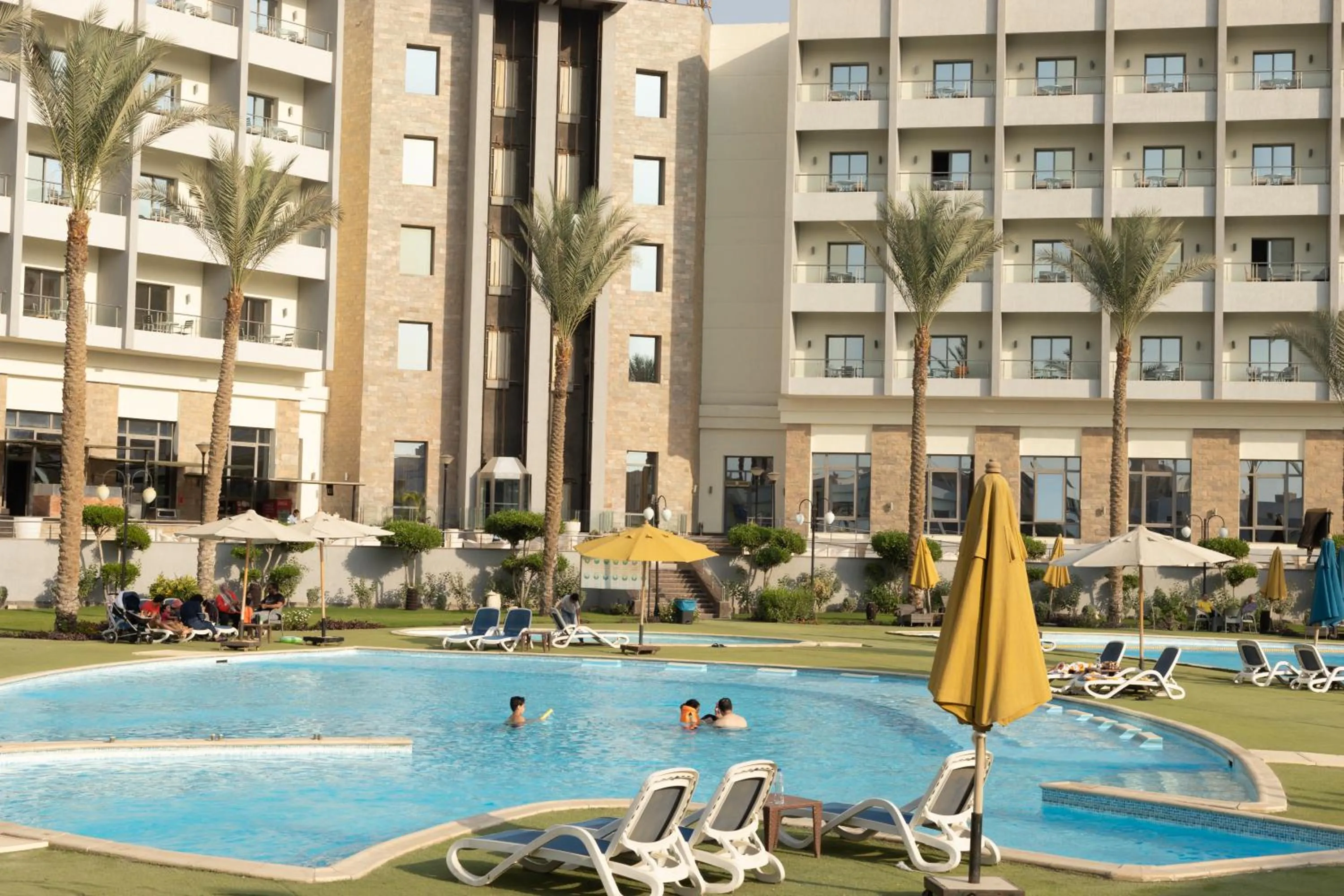 Swimming pool in Jewel Sport City and Aqua Park