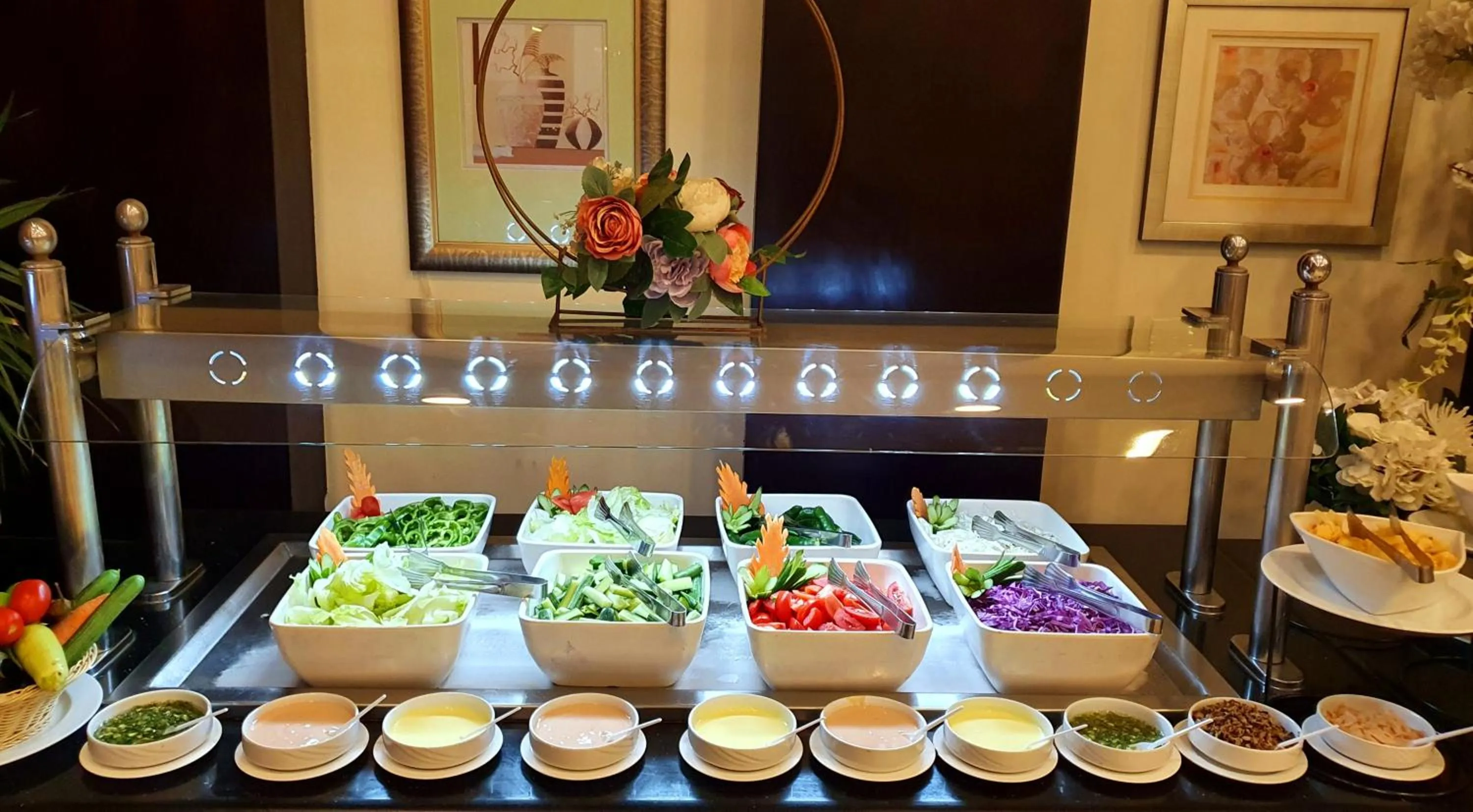 Food in Jewel Sport City and Aqua Park