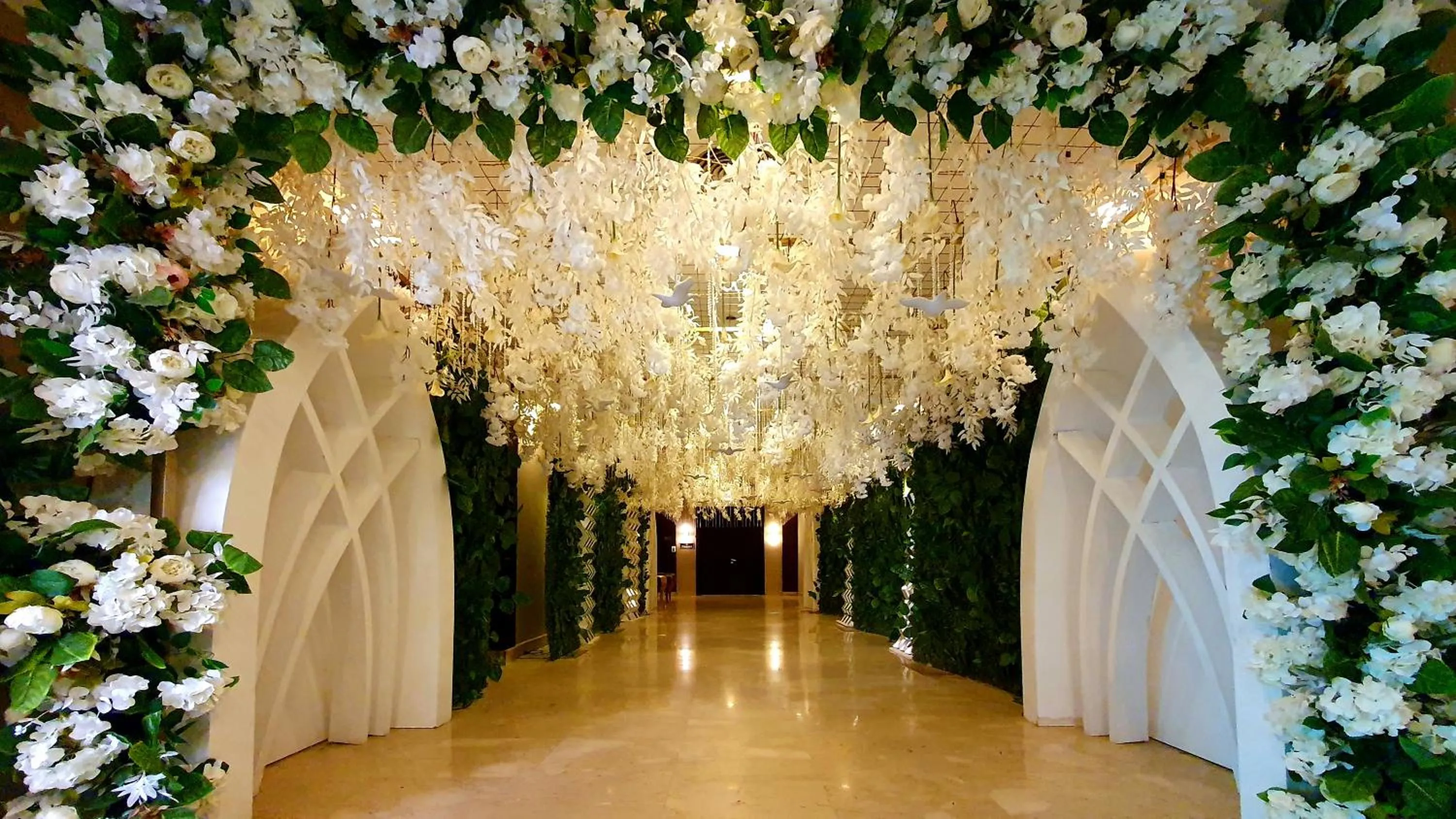 wedding in Jewel Sport City and Aqua Park