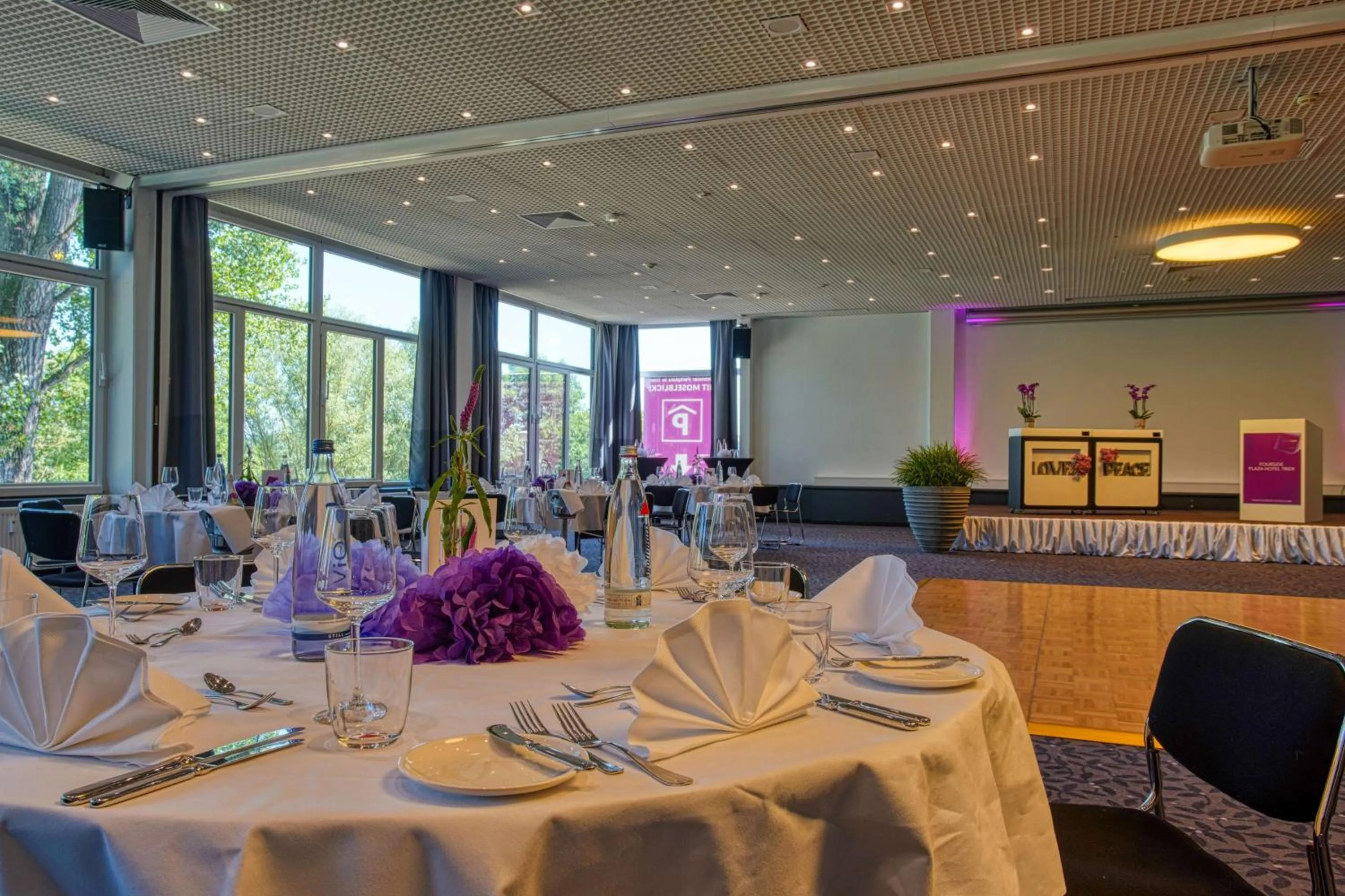Banquet/Function facilities in FourSide Plaza Hotel Trier, Trademark Collection by Wyndham