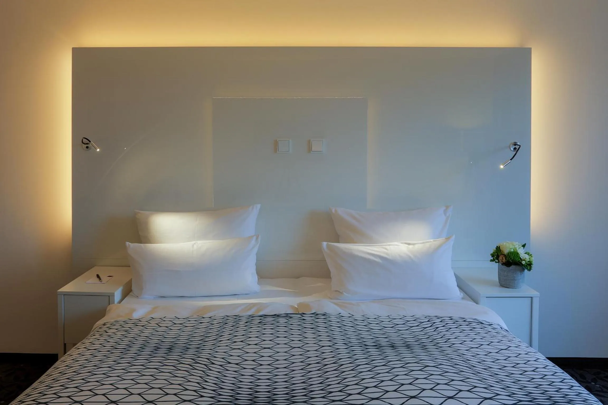 Photo of the whole room, Bed in FourSide Plaza Hotel Trier, Trademark Collection by Wyndham