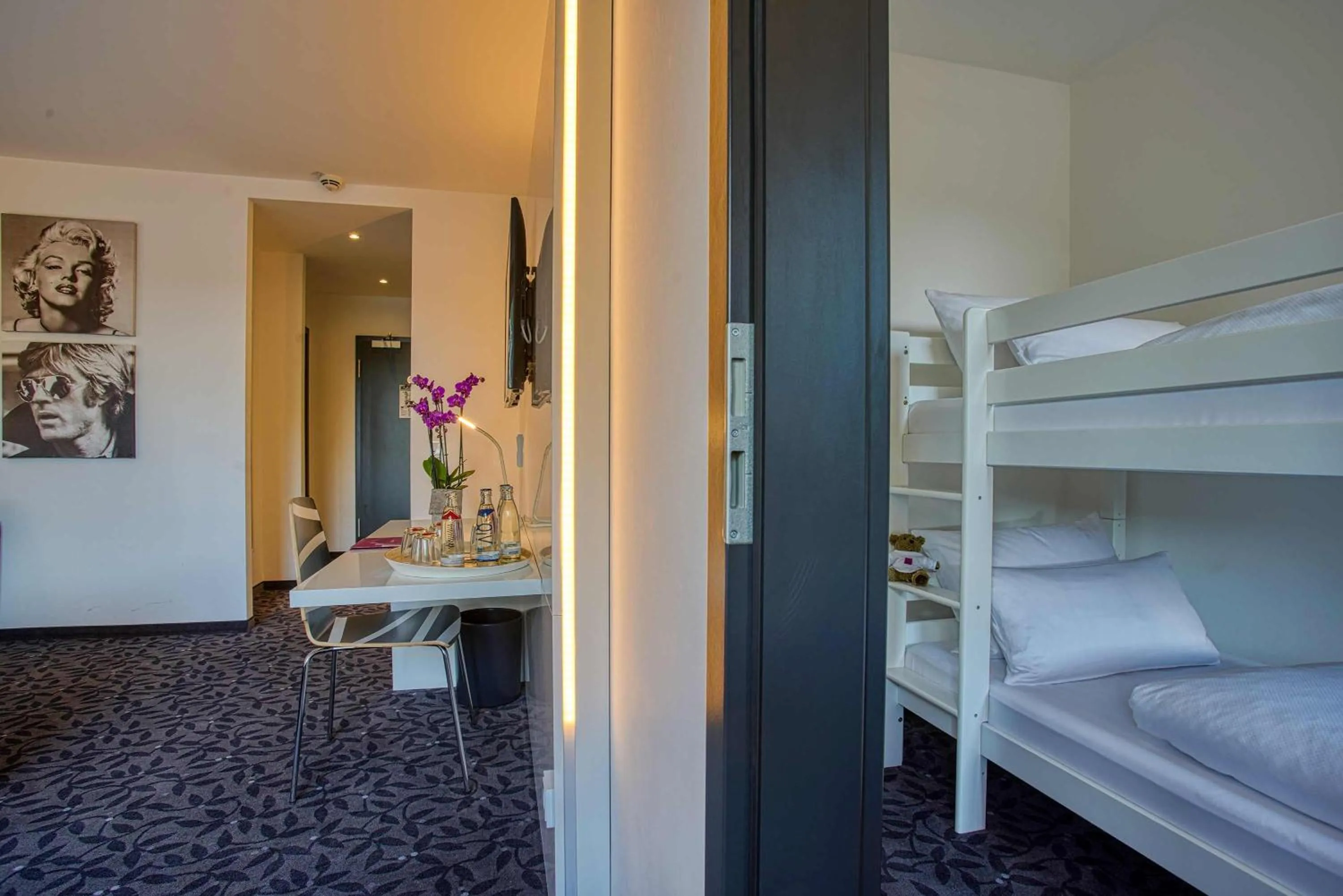 Bedroom, Bed in FourSide Plaza Hotel Trier, Trademark Collection by Wyndham