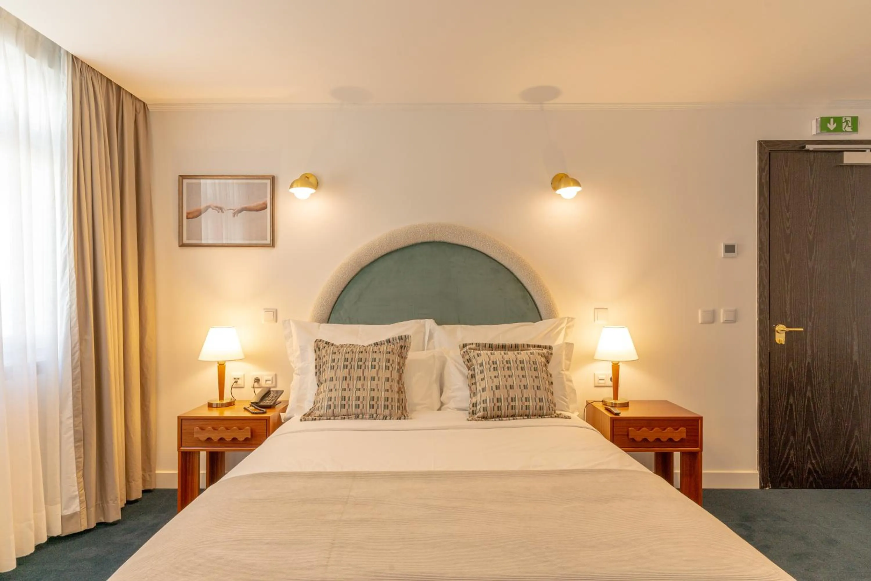 Bed in Westlight Lisboa Madalena