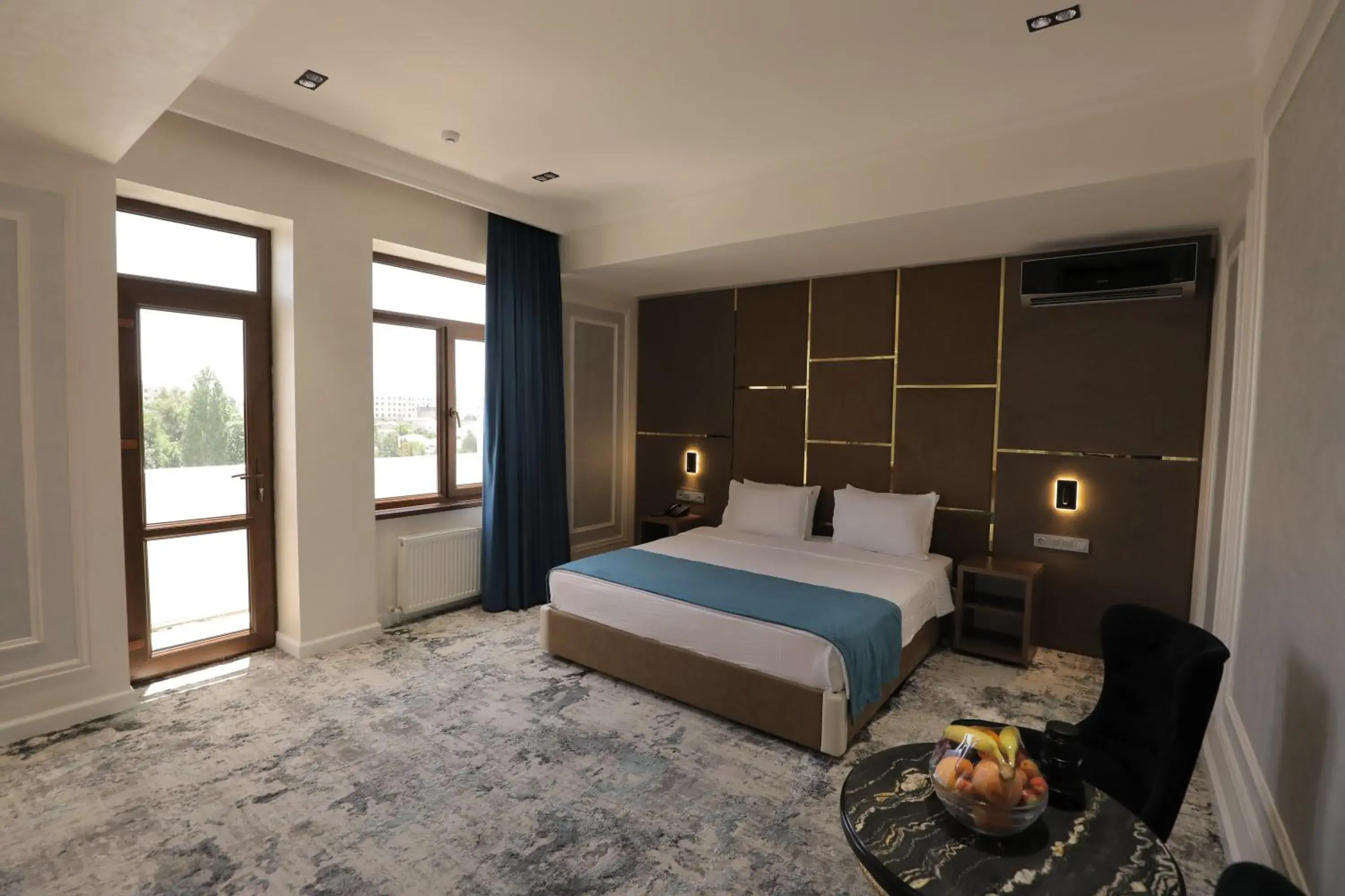 Deluxe Double Room in Friday Old City Hotel Deluxe Double Room in Friday Old City Hotel