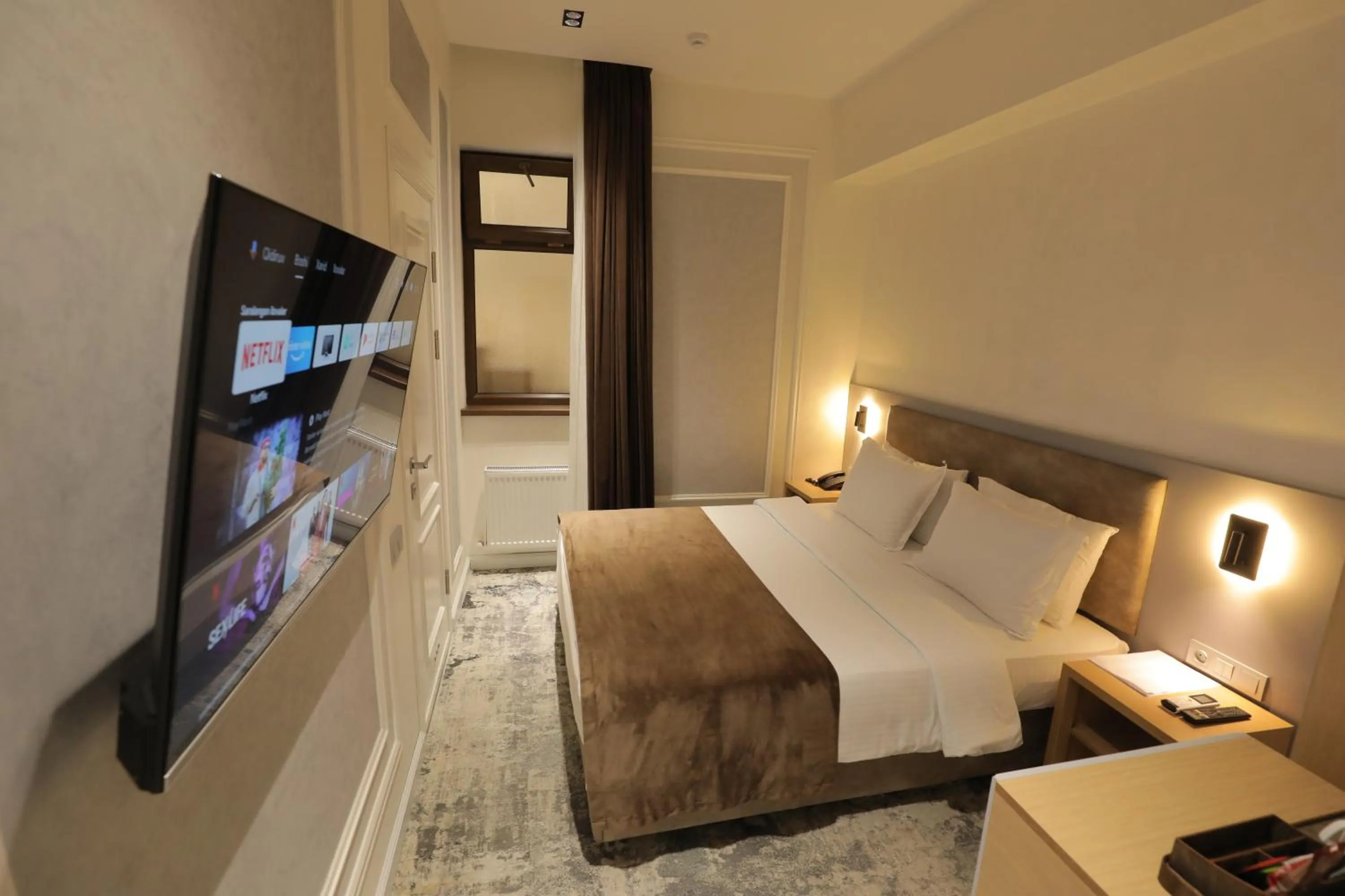 Bed in Friday Old City Hotel