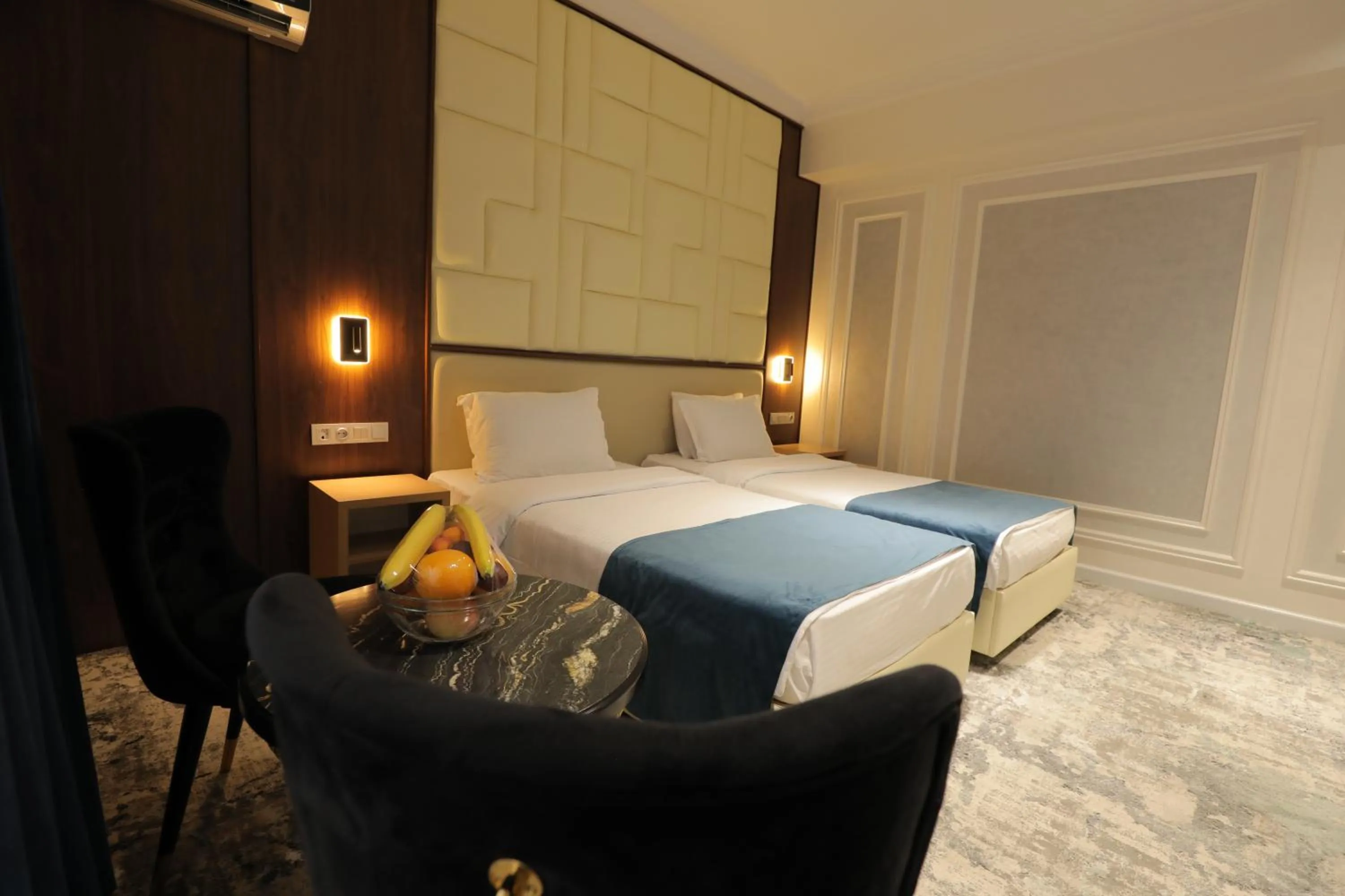 Bed in Friday Old City Hotel