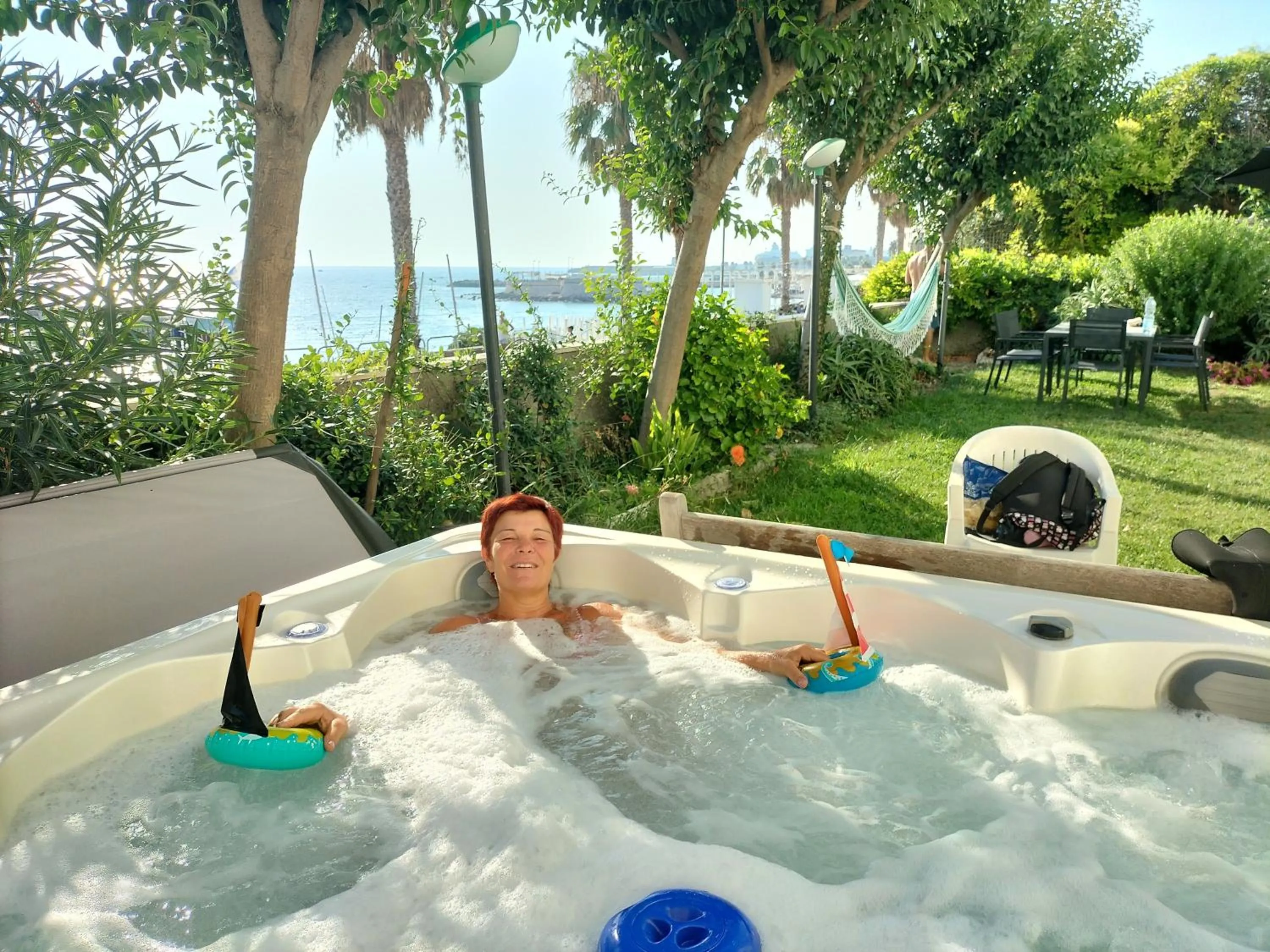 Garden in Maison De Revel