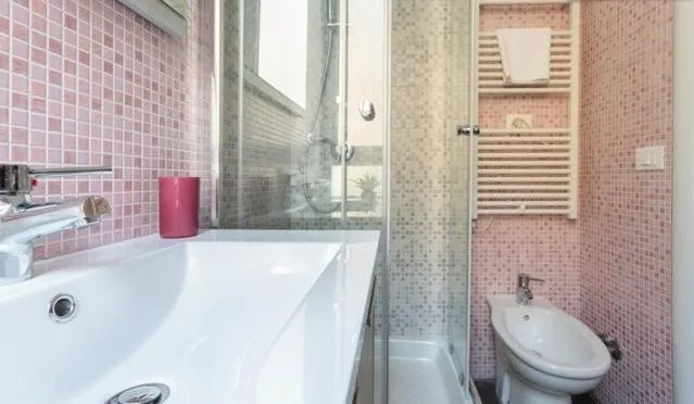 Bathroom in Guest House Roma