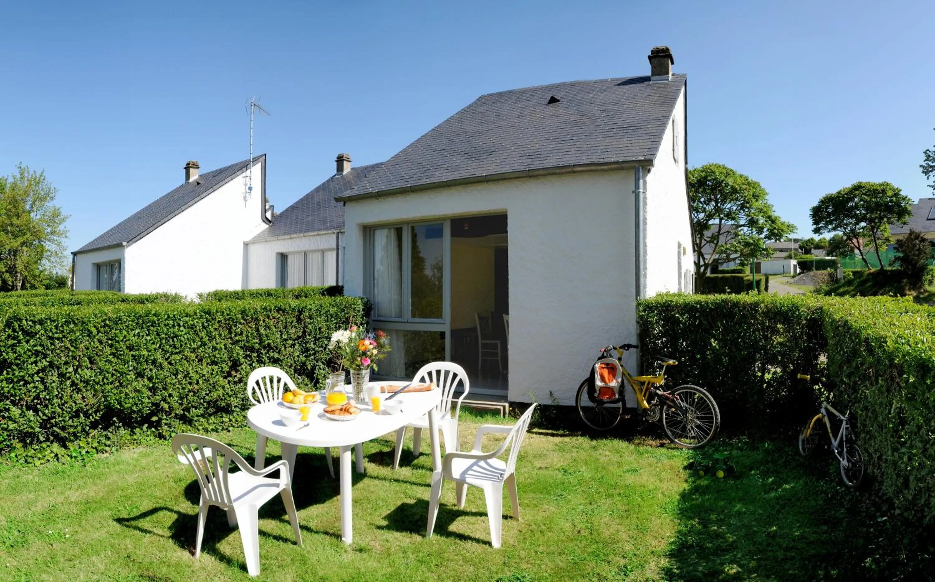 Garden in Les lodges de Sainte-Suzanne