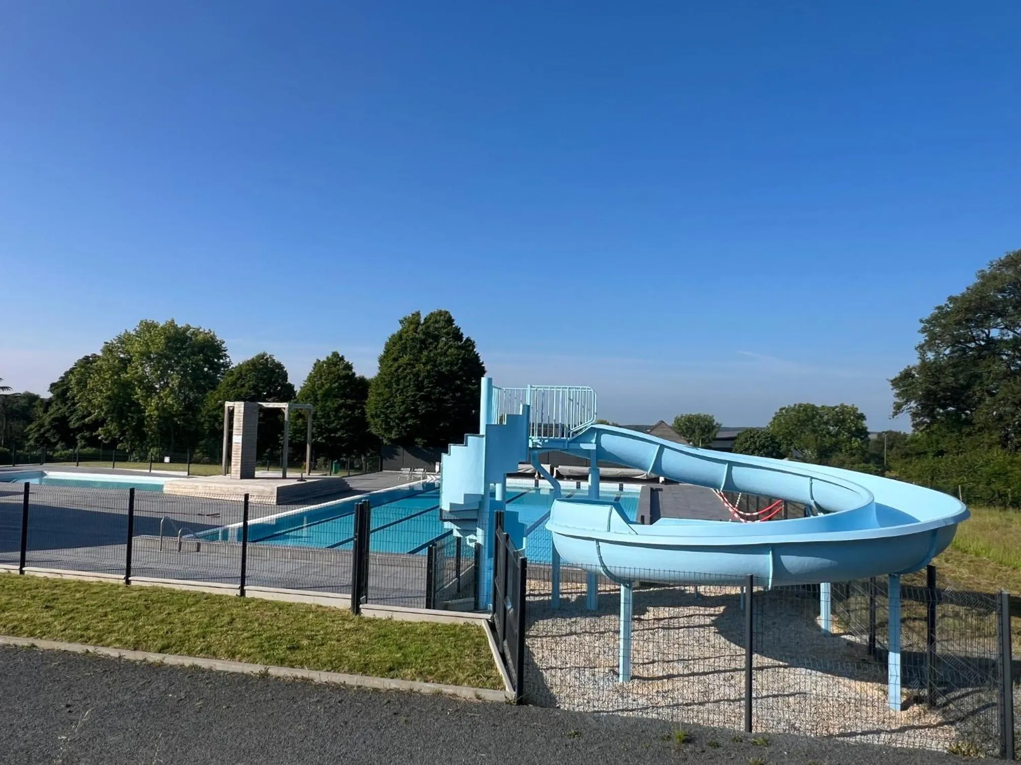 Swimming pool in Les lodges de Sainte-Suzanne
