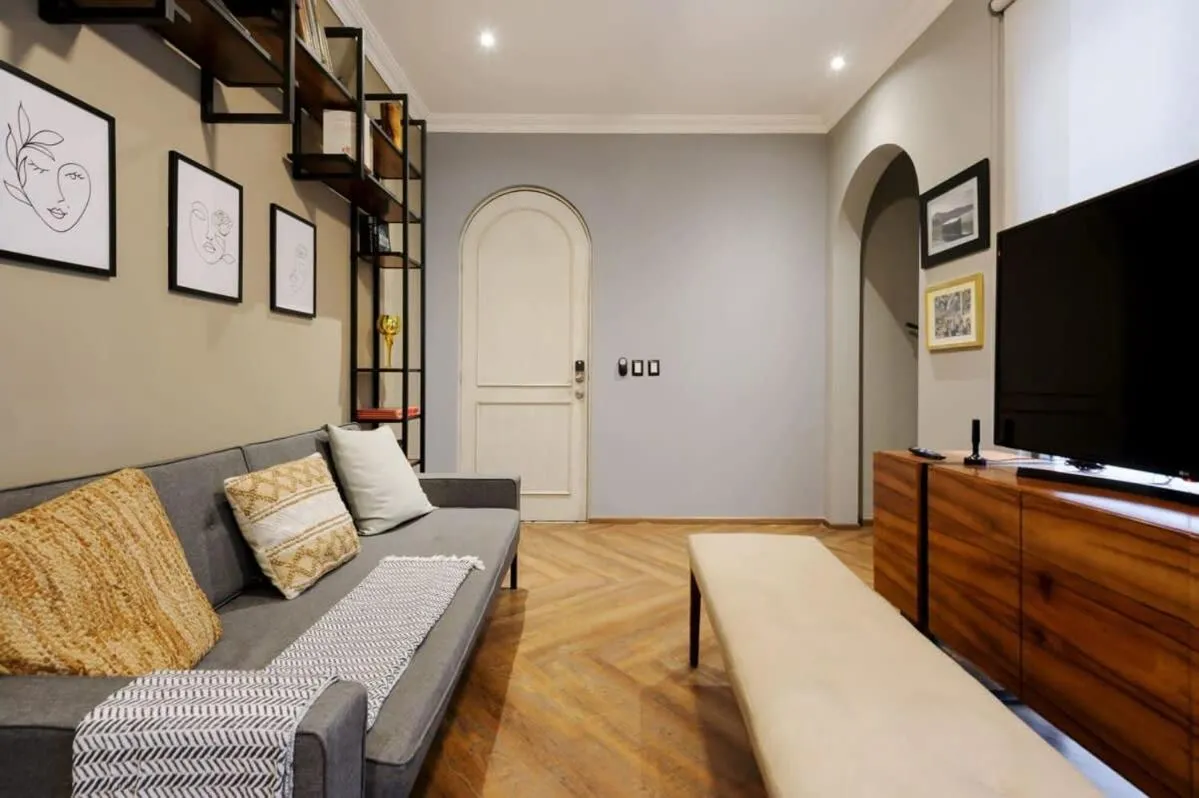 Captivating 2BR in Cuauhtemoc