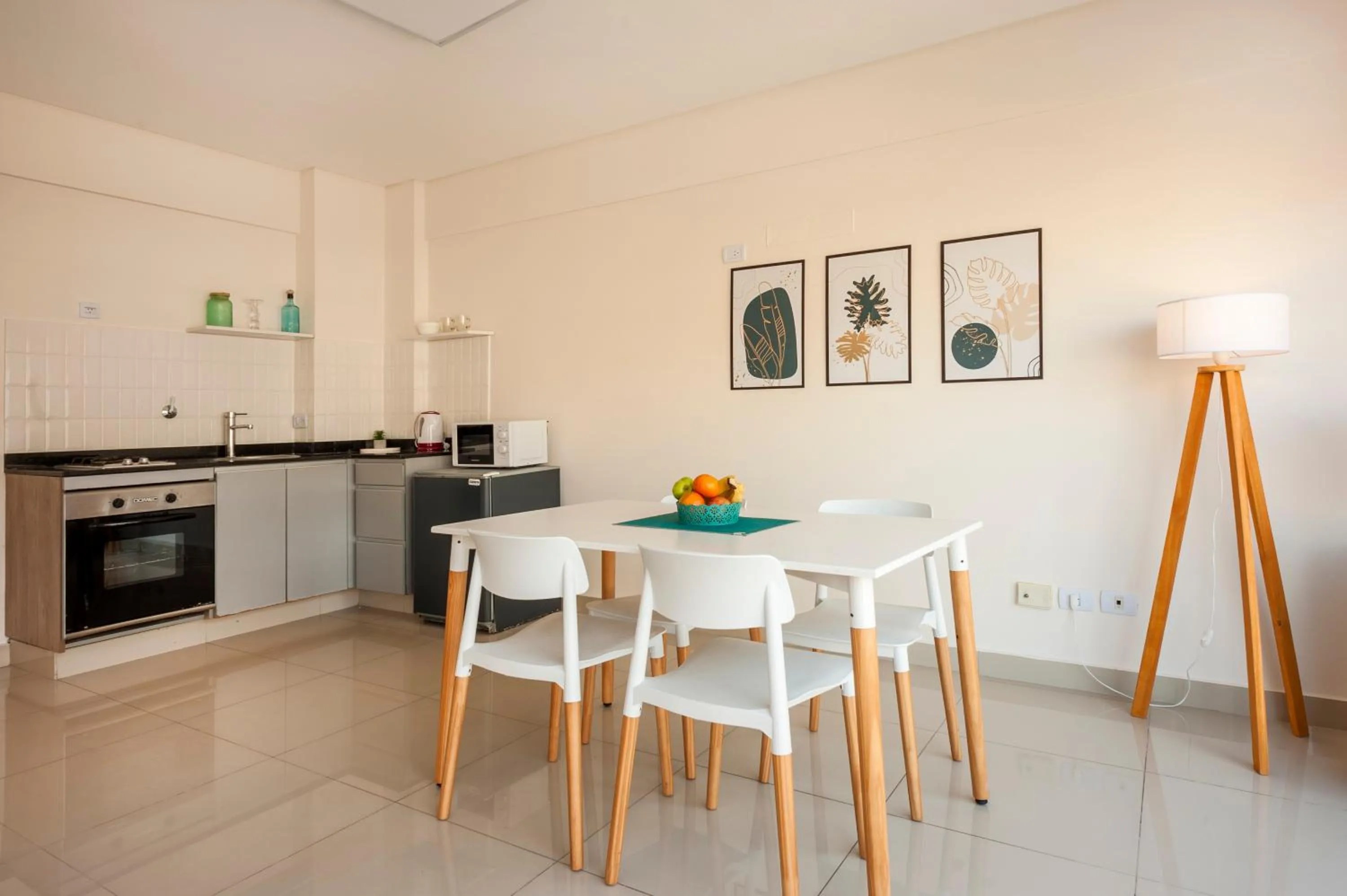 Kitchen or kitchenette in Báltico Suites