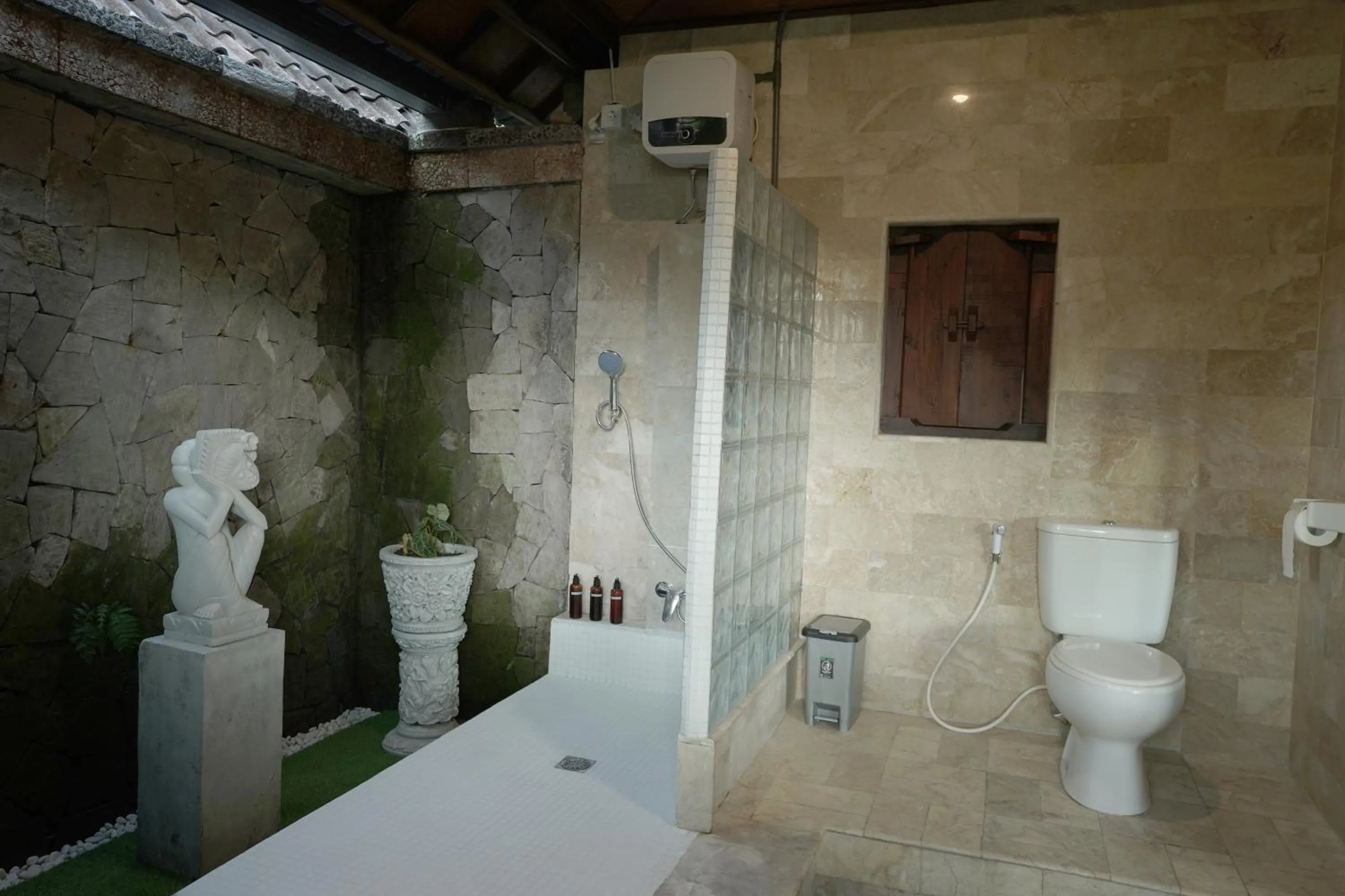 Bathroom in New Mumbul Ubud