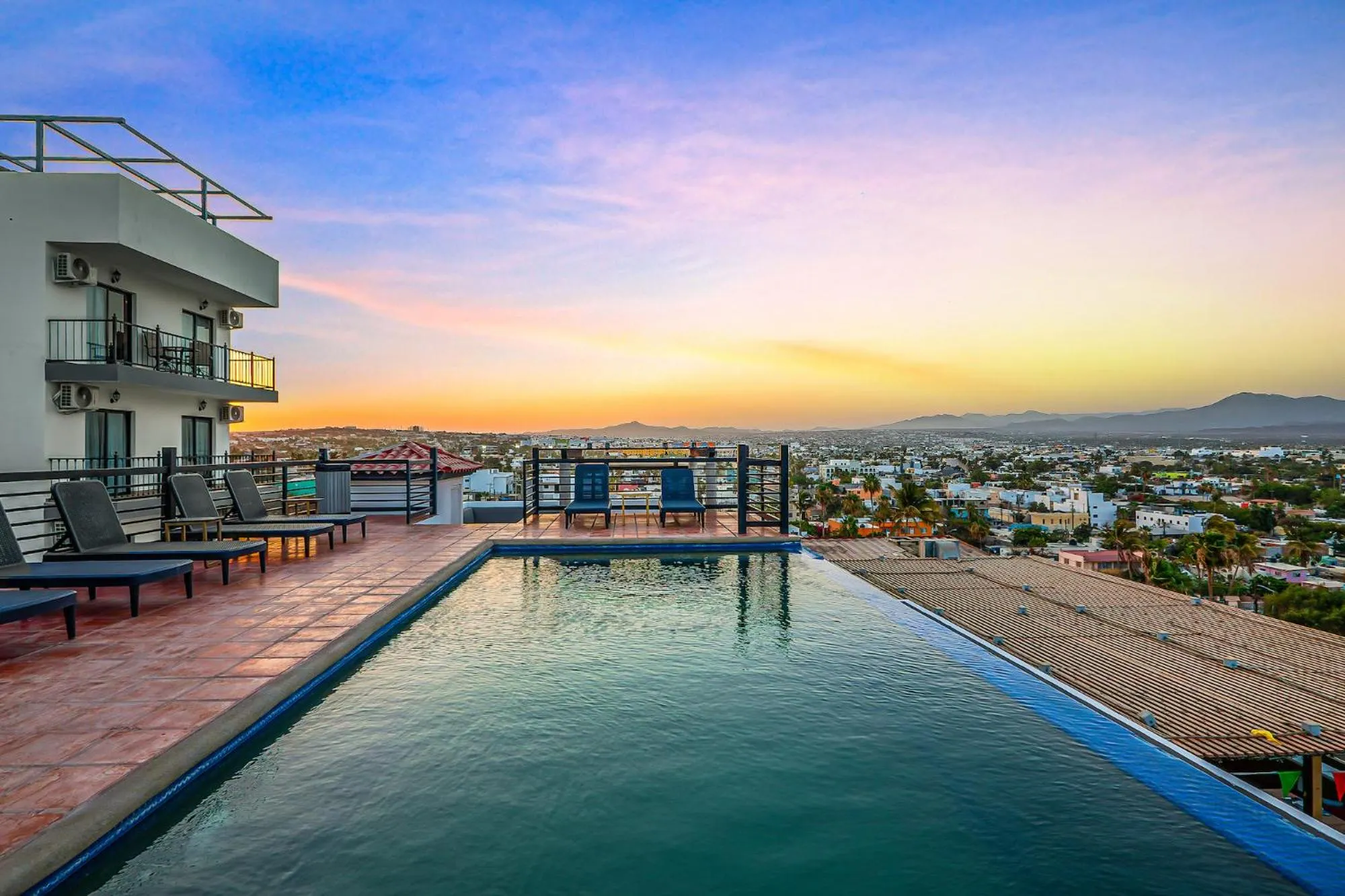 Swimming pool in Morgan Hotel Boutique & Residences, Los Cabos