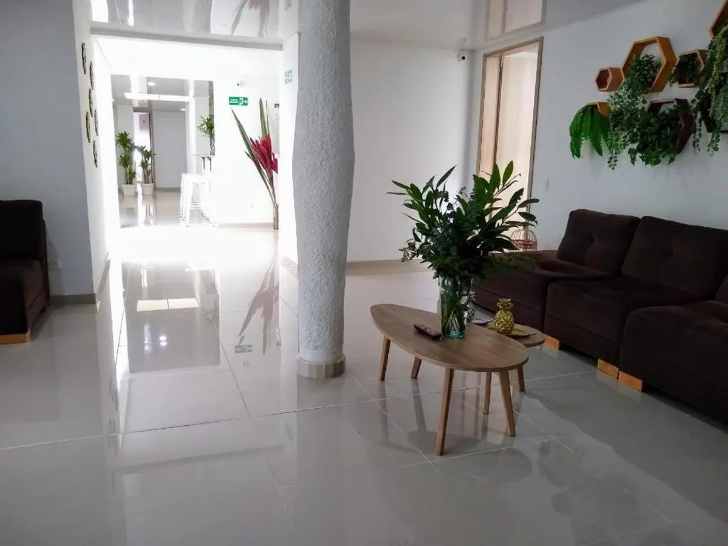 Communal lounge/ TV room in FEDERMAN PARK HOTEl