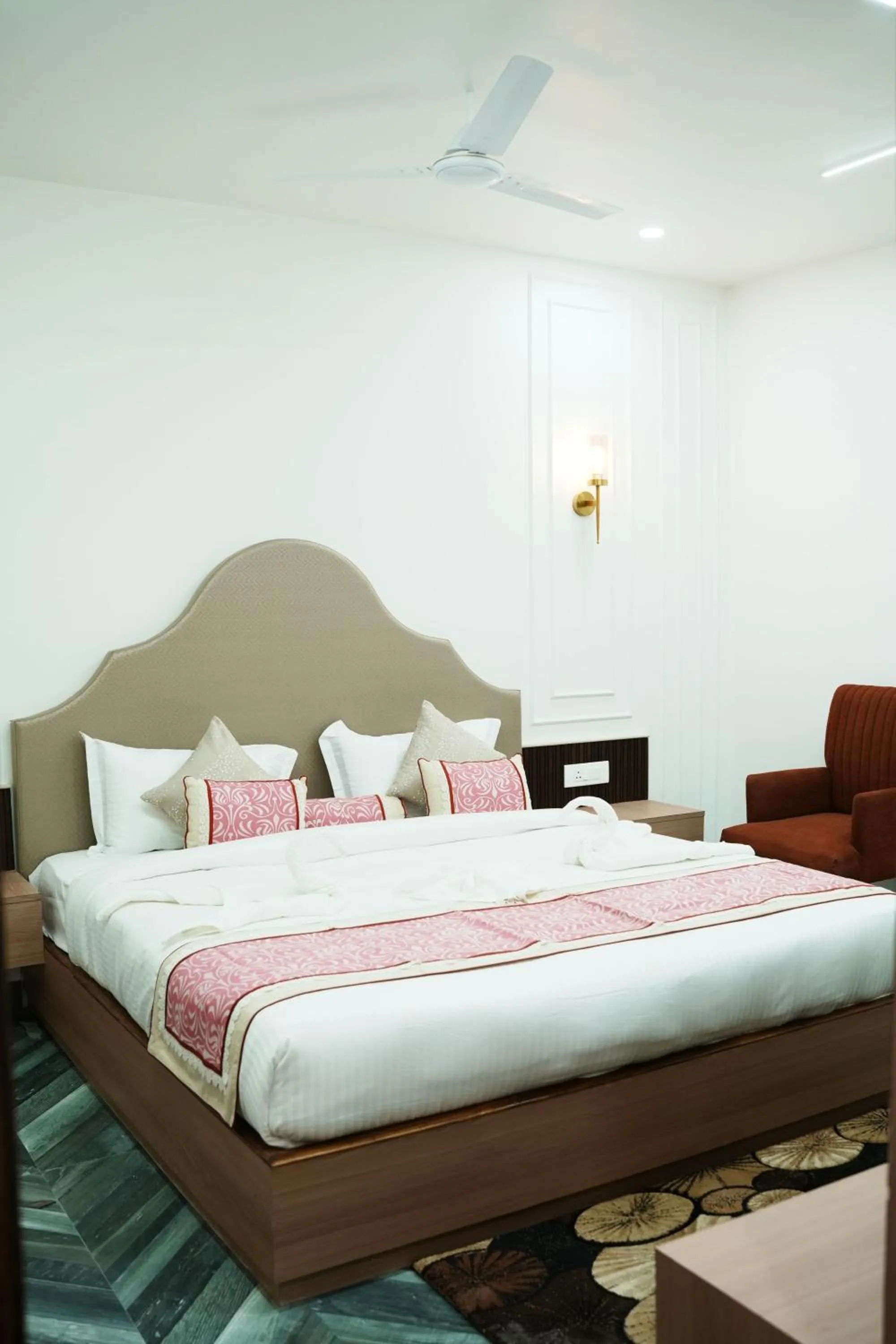 Photo of the whole room, Bed in Anaya Retreat