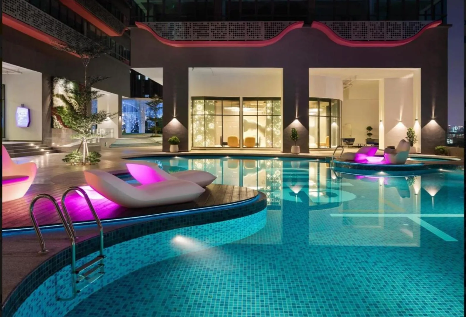 Night in ARTE+ @ JALAN AMPANG by ST Nomad