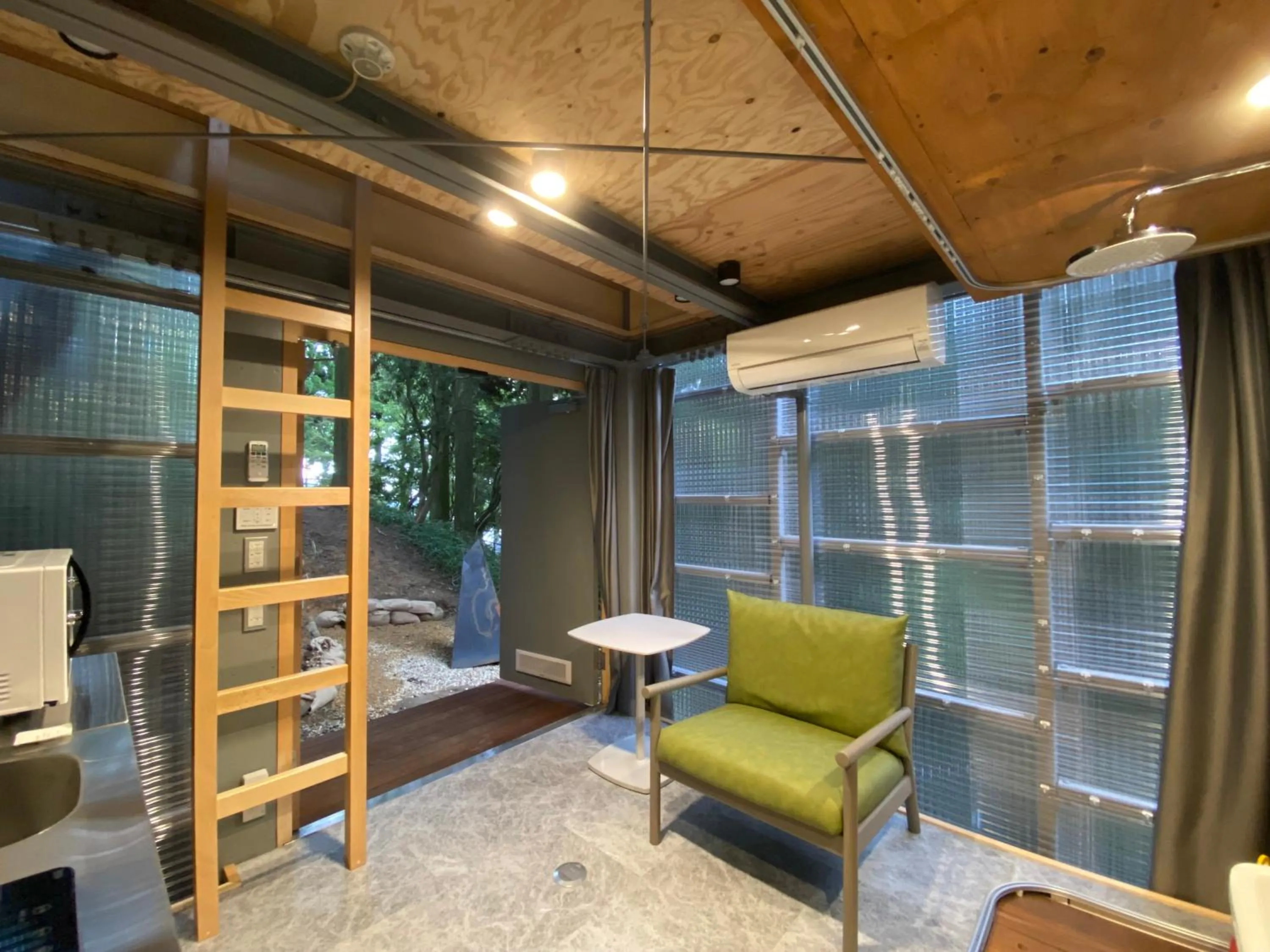 Photo of the whole room in ThinkStay Mt.(シンクステイ・マウンテン)