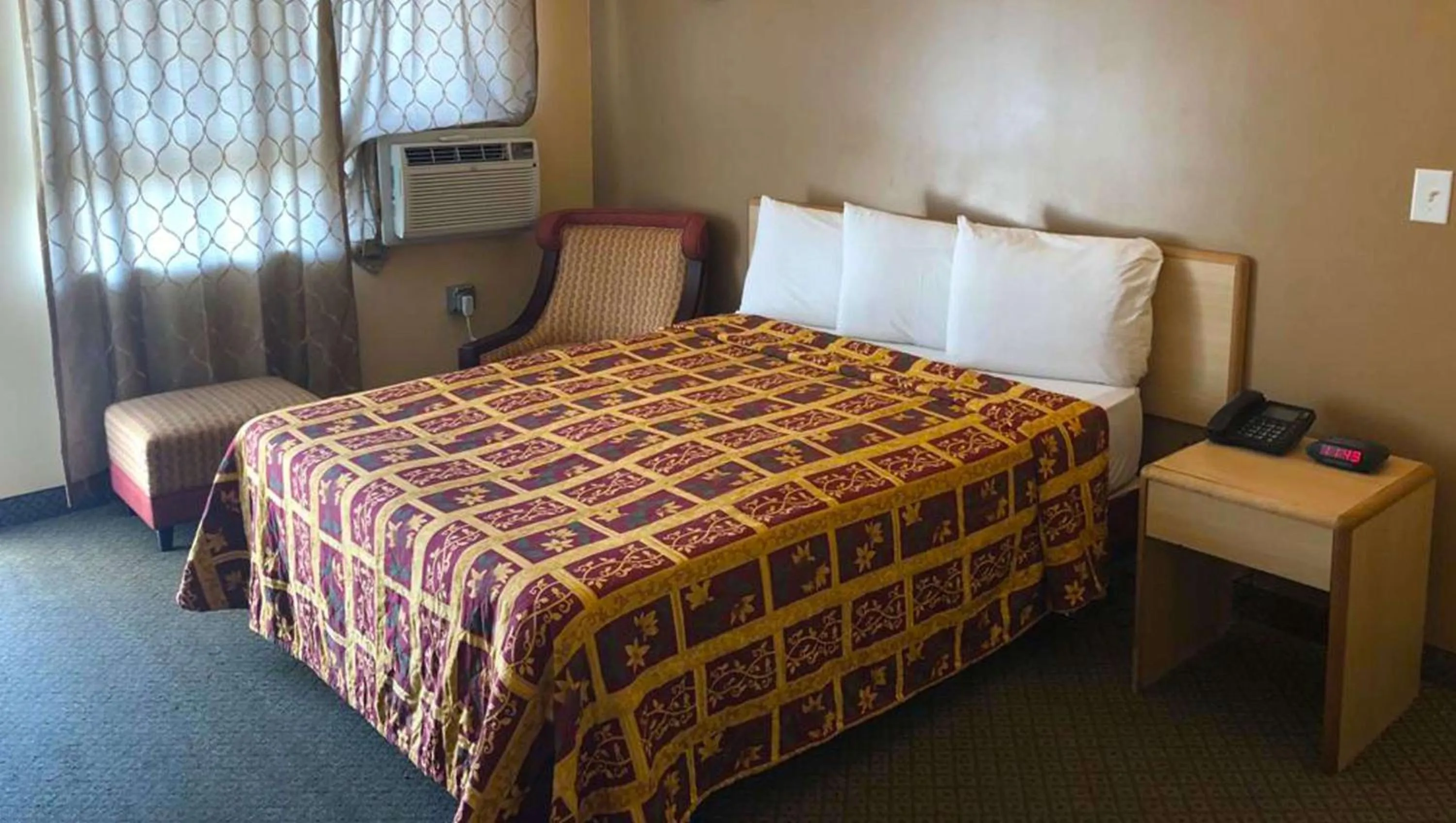 Photo of the whole room, Bed in M Star Hotel Mansfield