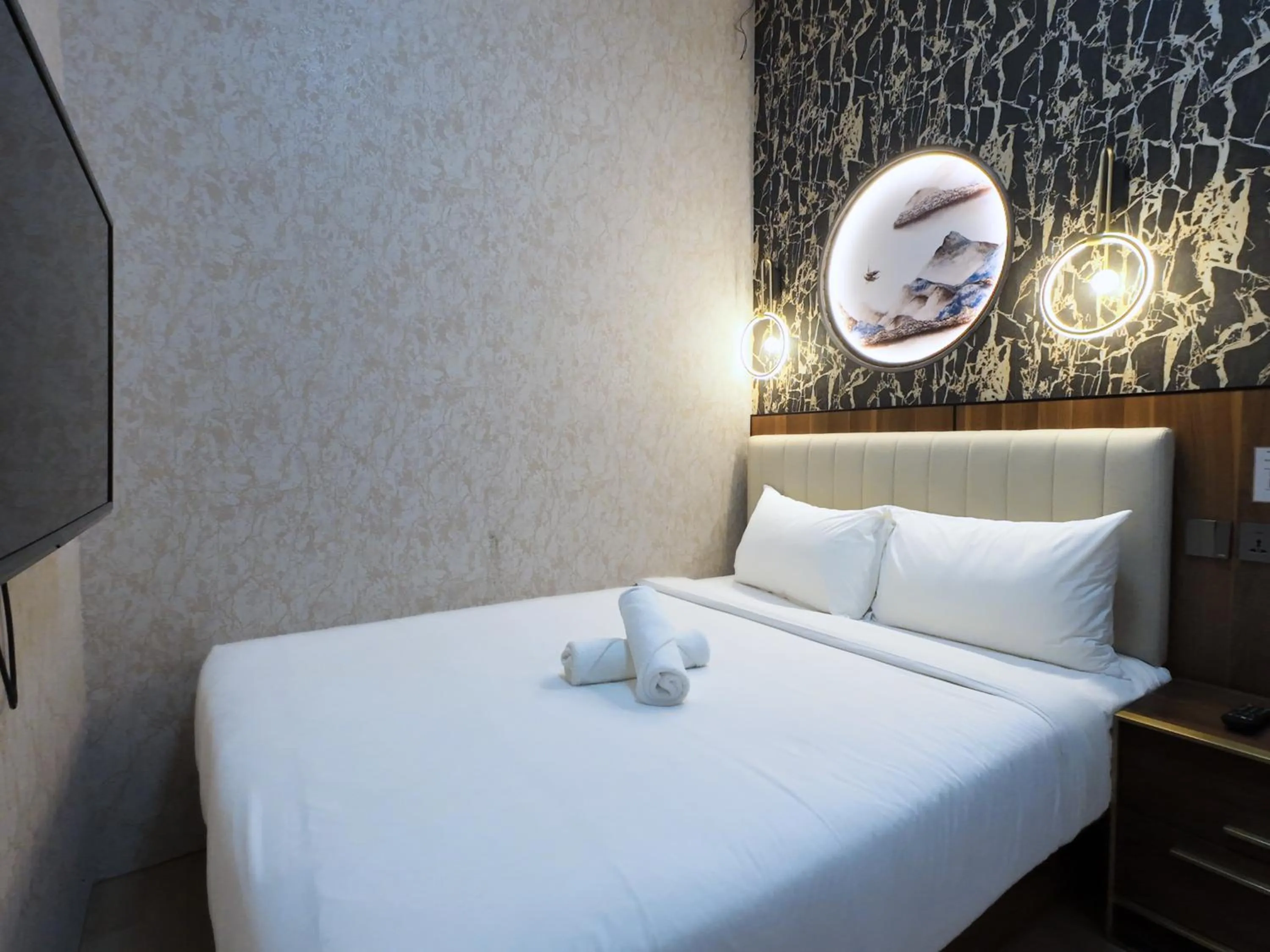 Bedroom, Bed in Kam Leng Hotel