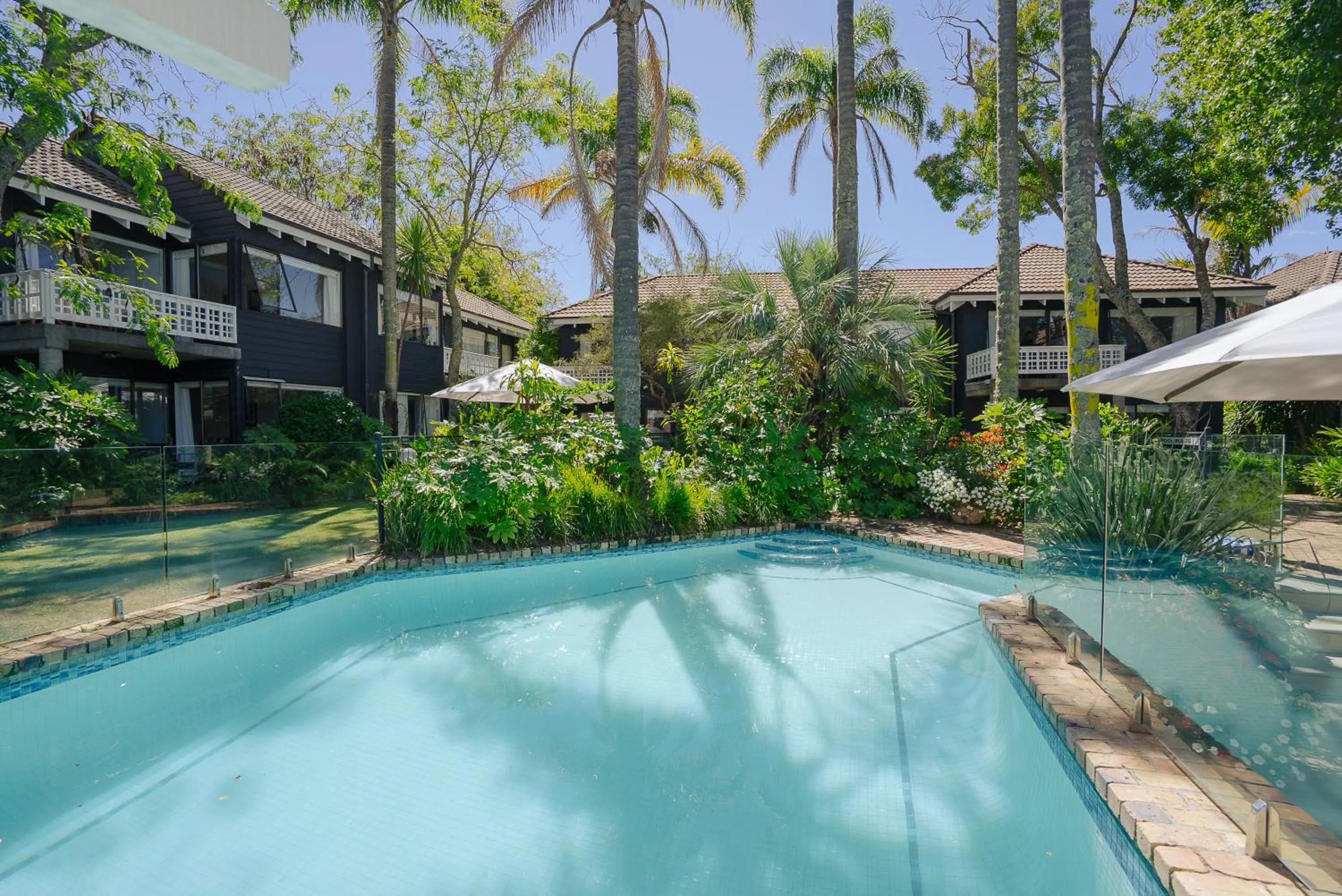 Emerald Inn on Takapuna Beach
