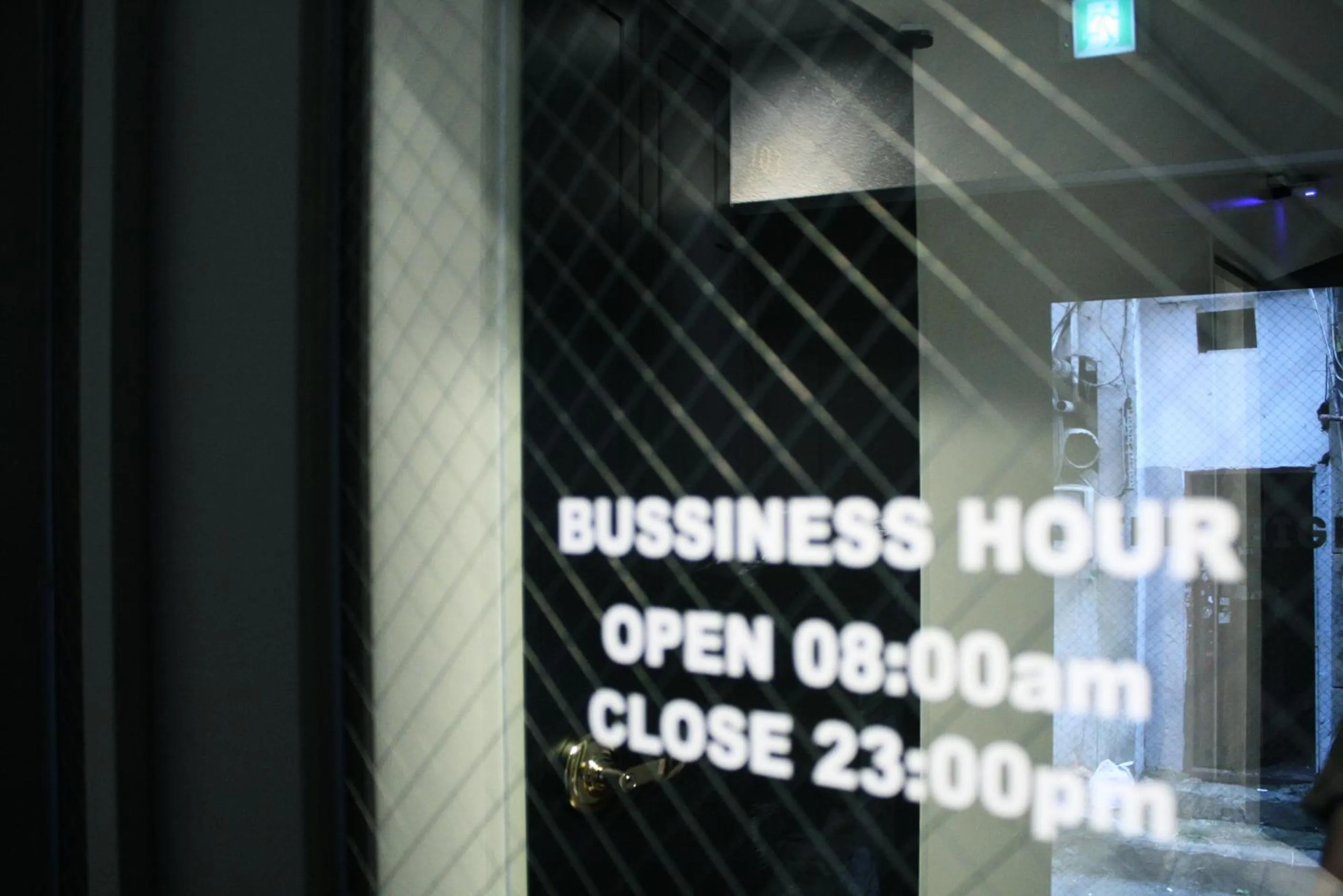 Logo/Certificate/Sign in Hostel Beige 2nd