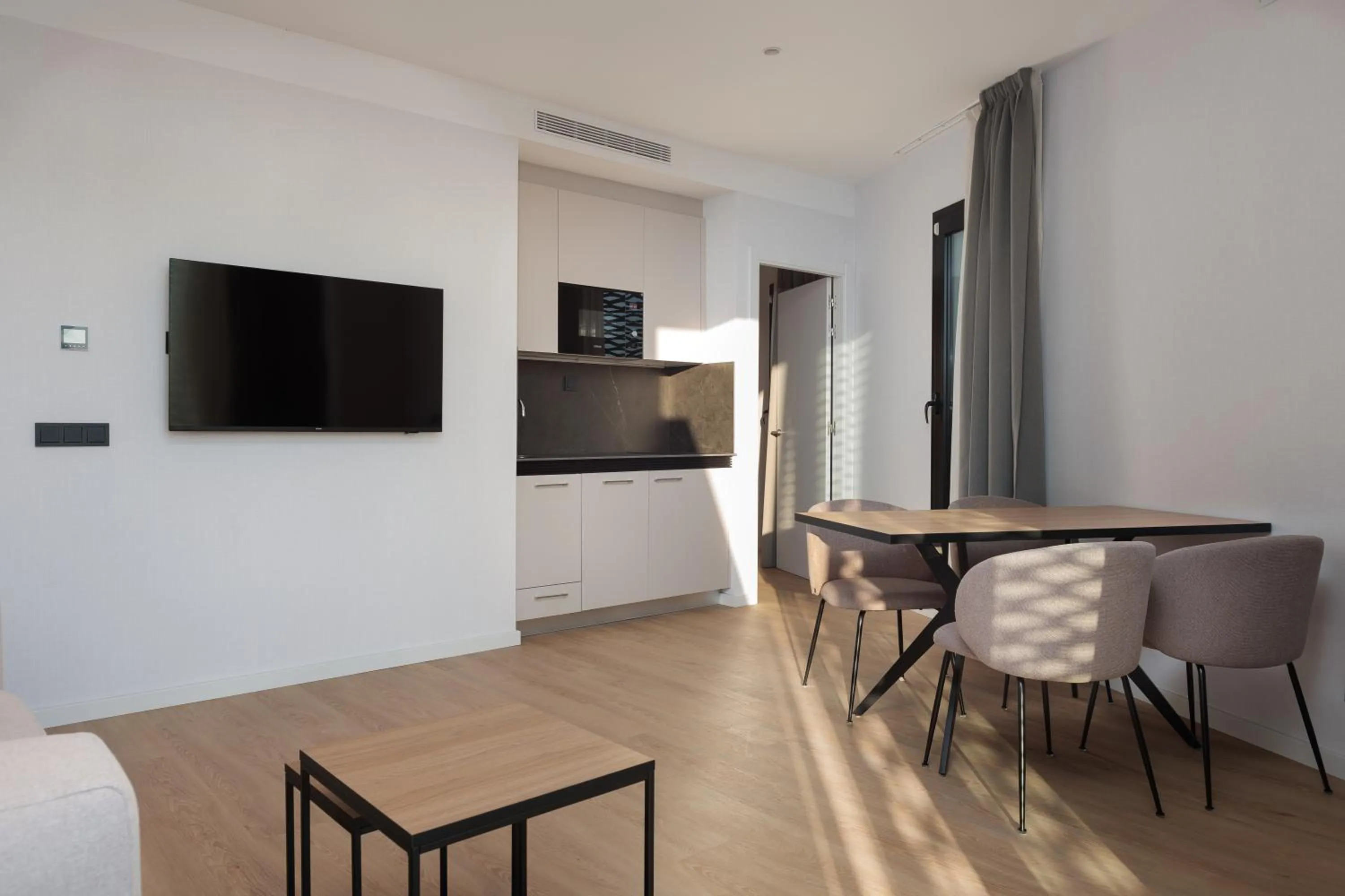 Kitchen or kitchenette in Tembo Barcelona