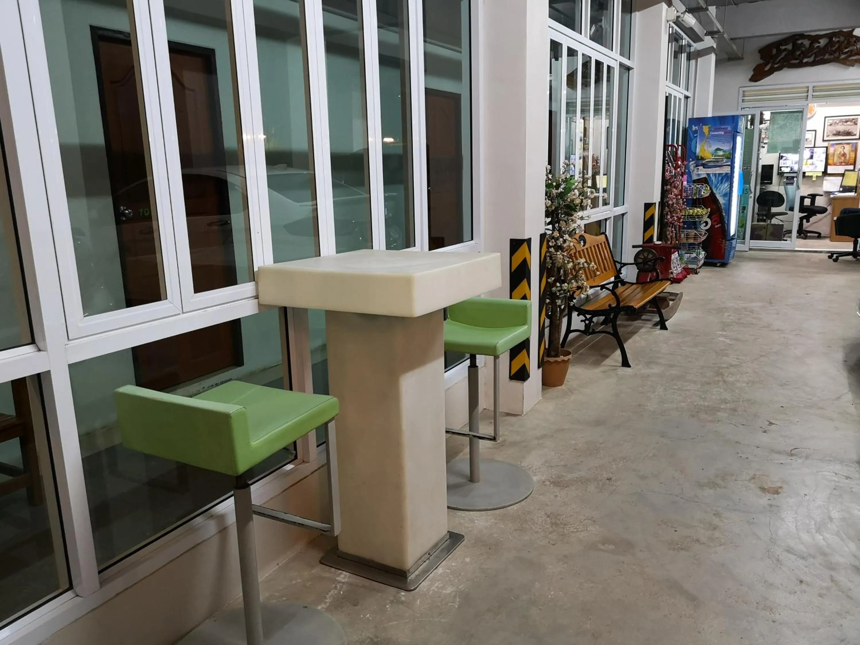 Alcoholic drinks in Papangkorn House