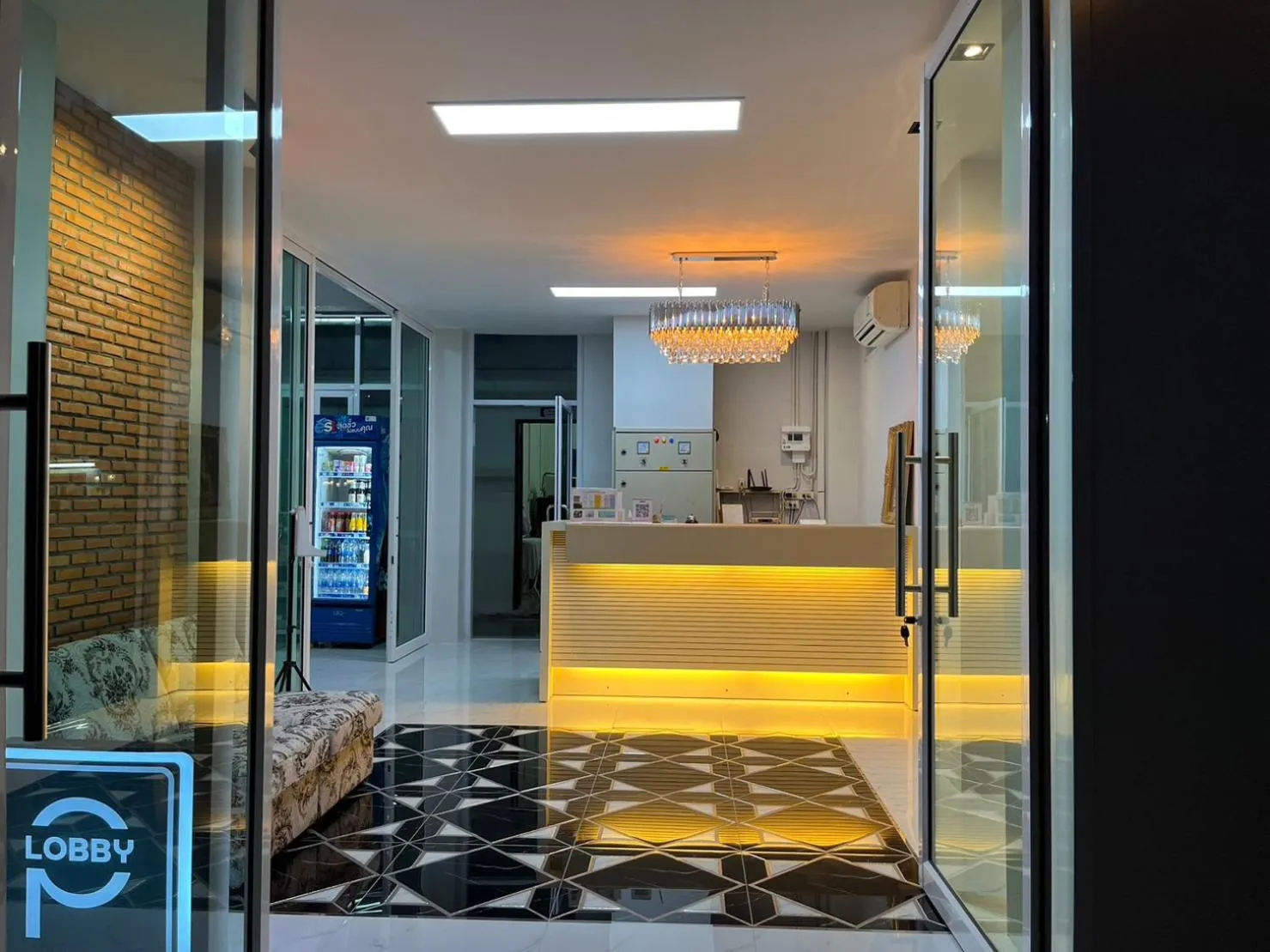 Property building in Papangkorn House