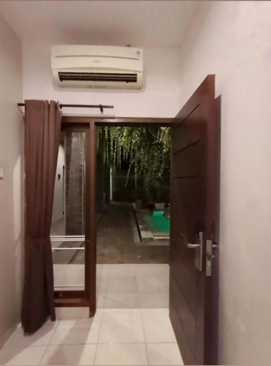 Property building in Naturela