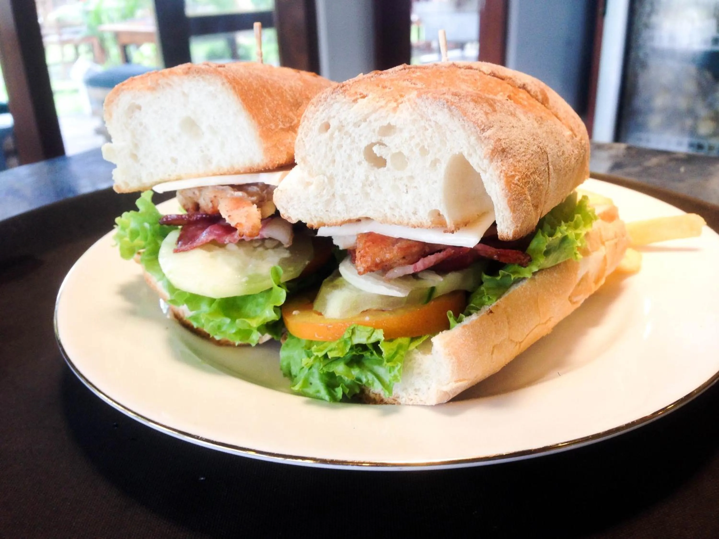 Restaurant/places to eat in Naturela