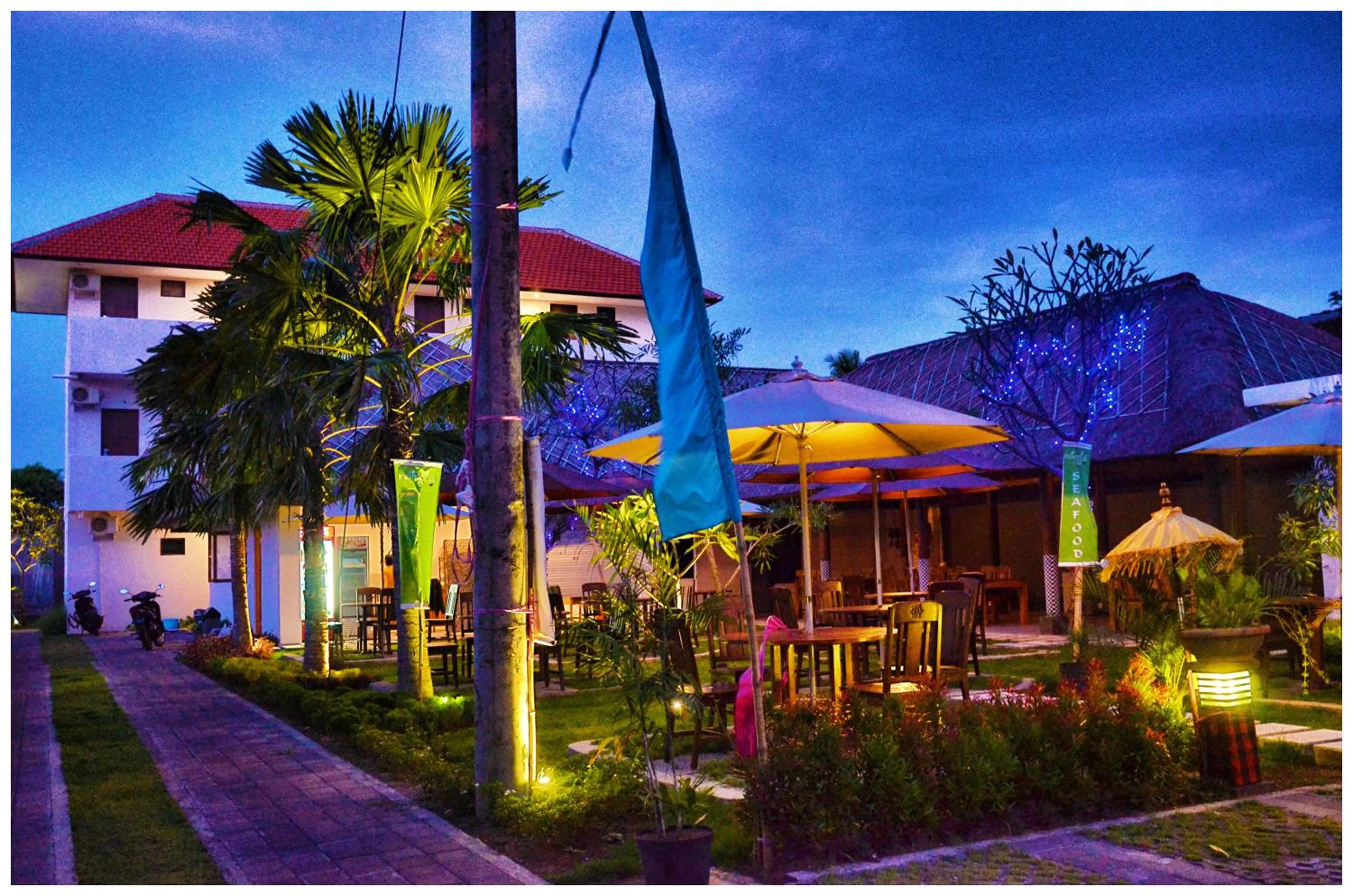 Restaurant/places to eat in Naturela